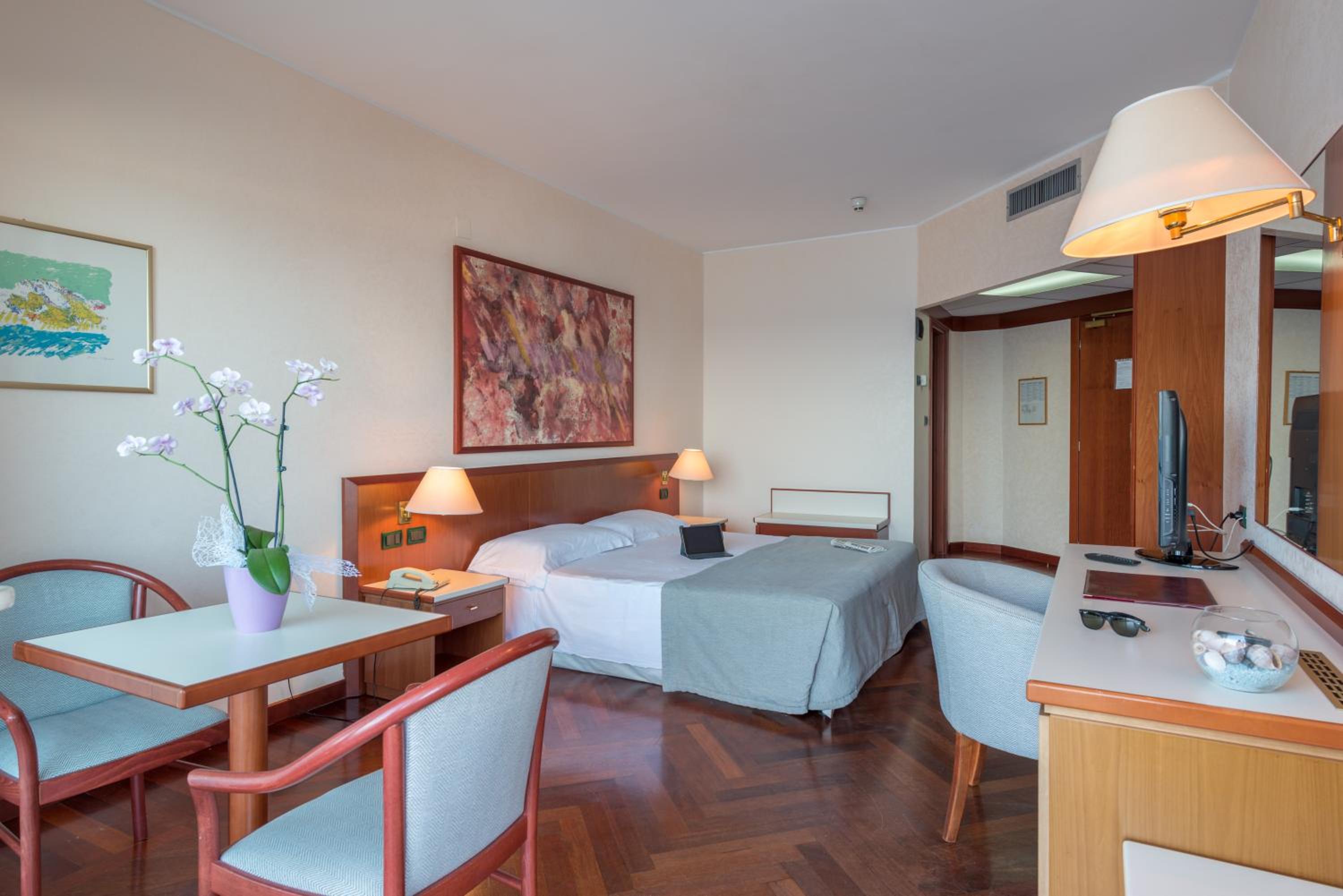 Quadruple Room with Sea View