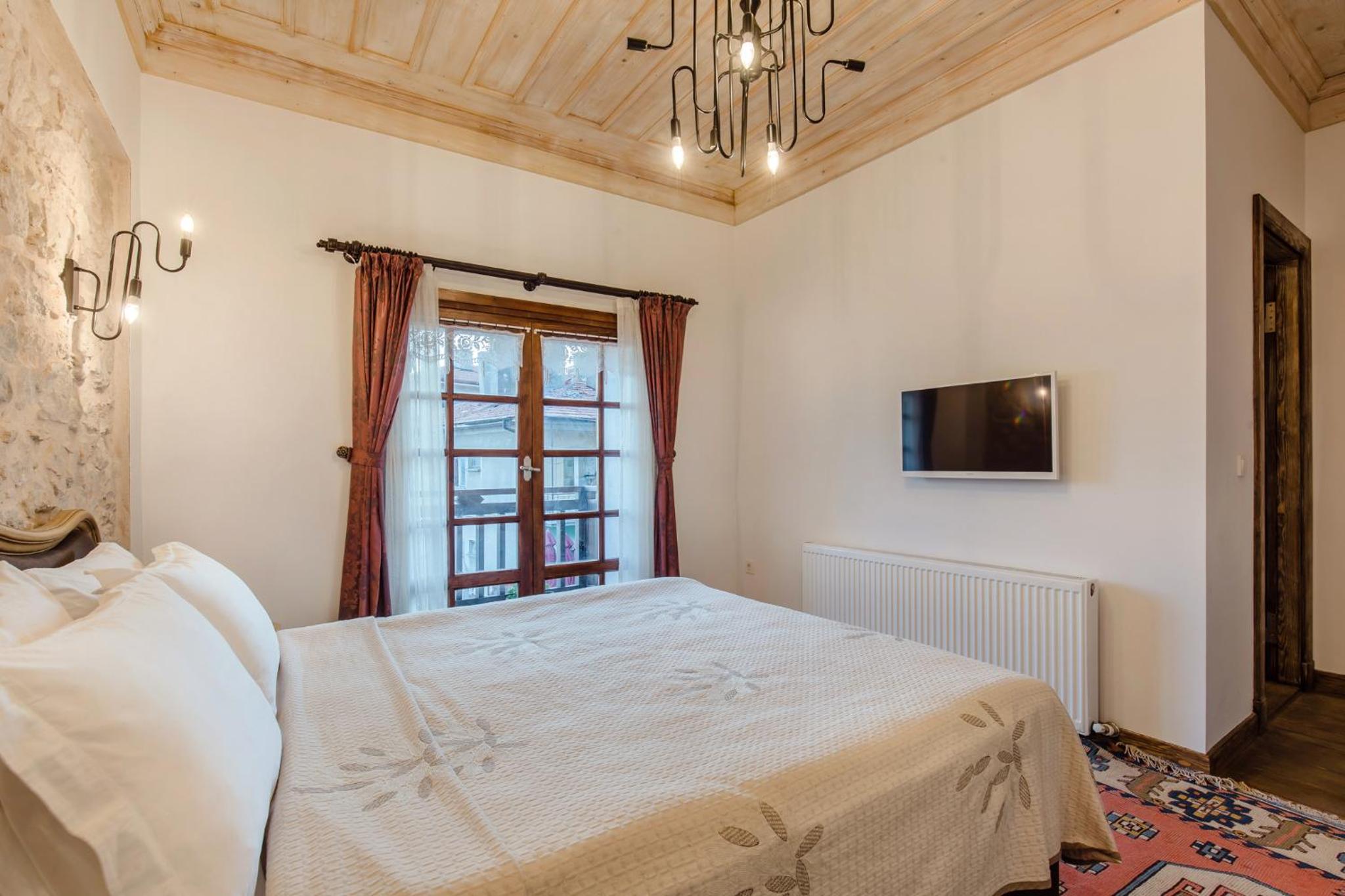 Double Room with Balcony photo 3