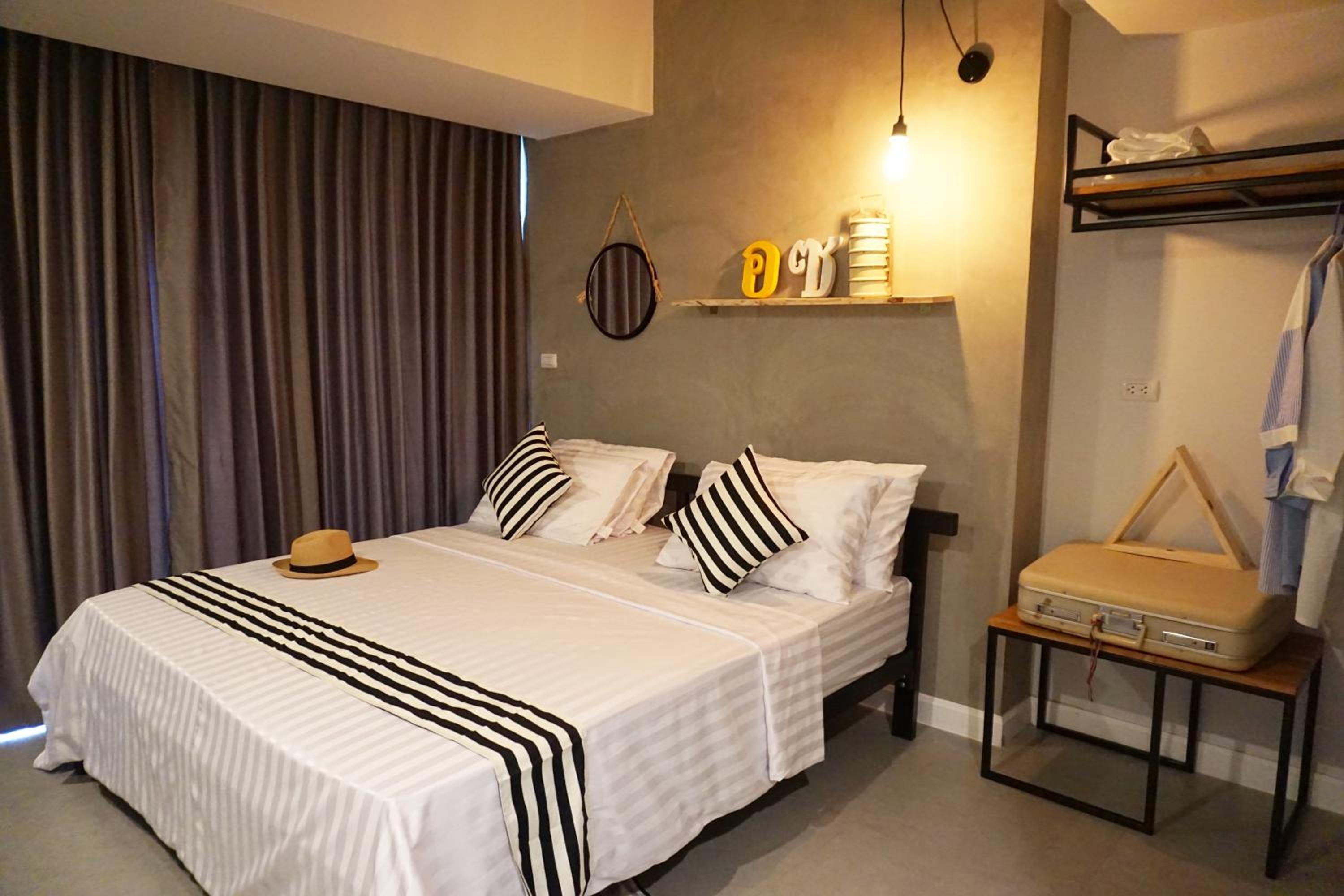 King Room with Balcony photo 2