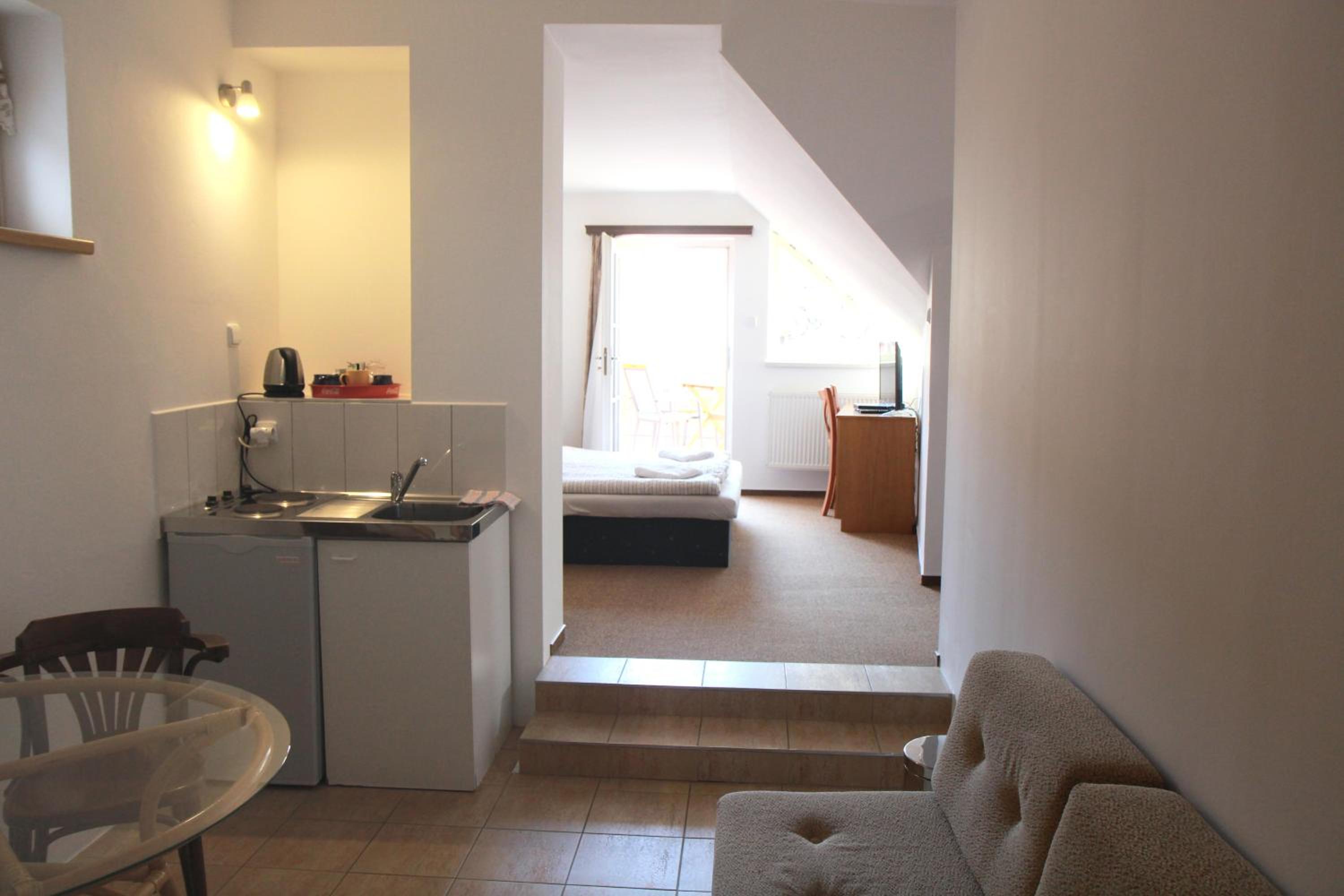 Two-Bedroom Apartment (4 Adults) - Photo 9