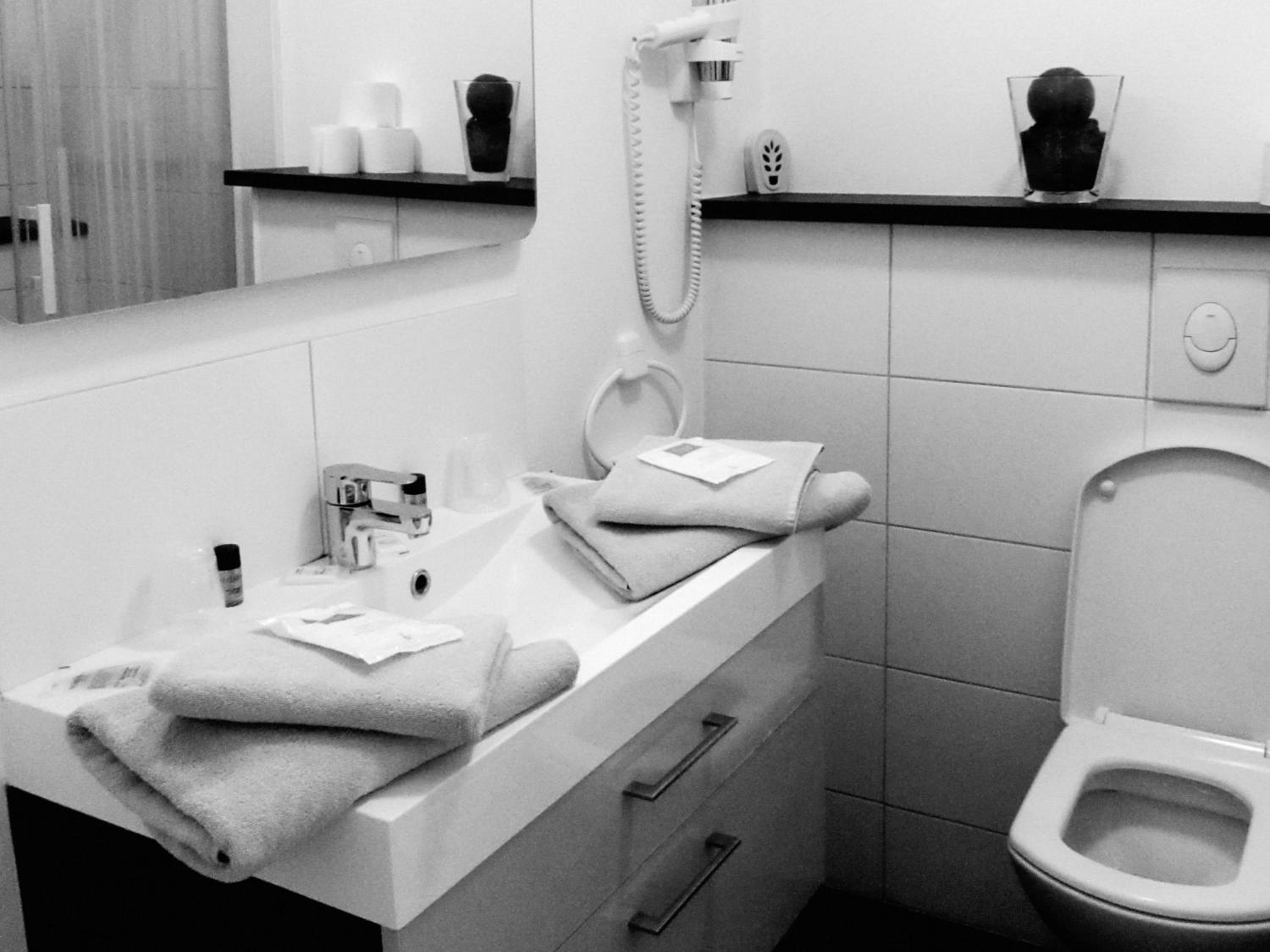 Classic Double Room - Photo 4