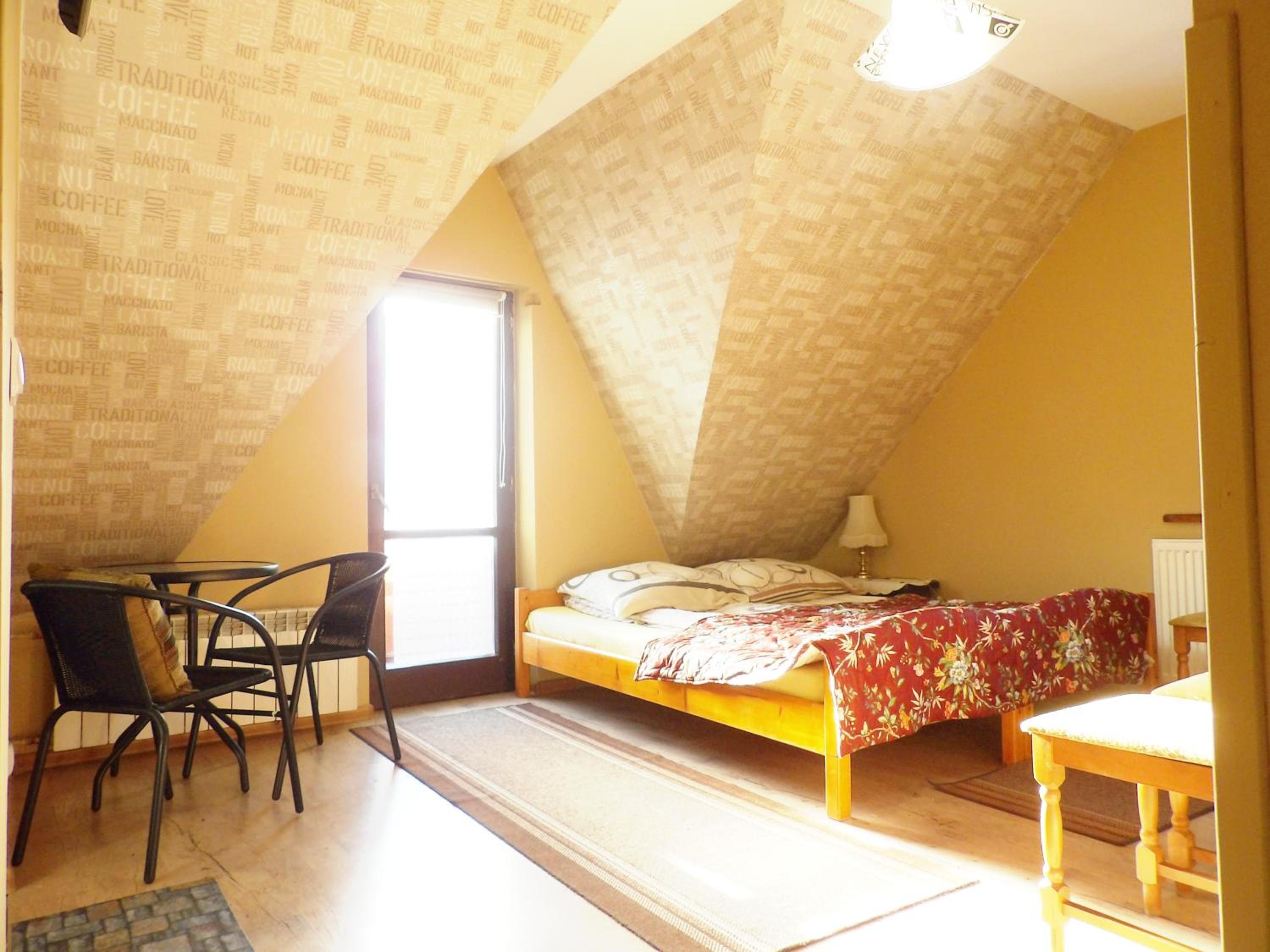 Standard Triple Room photo 2