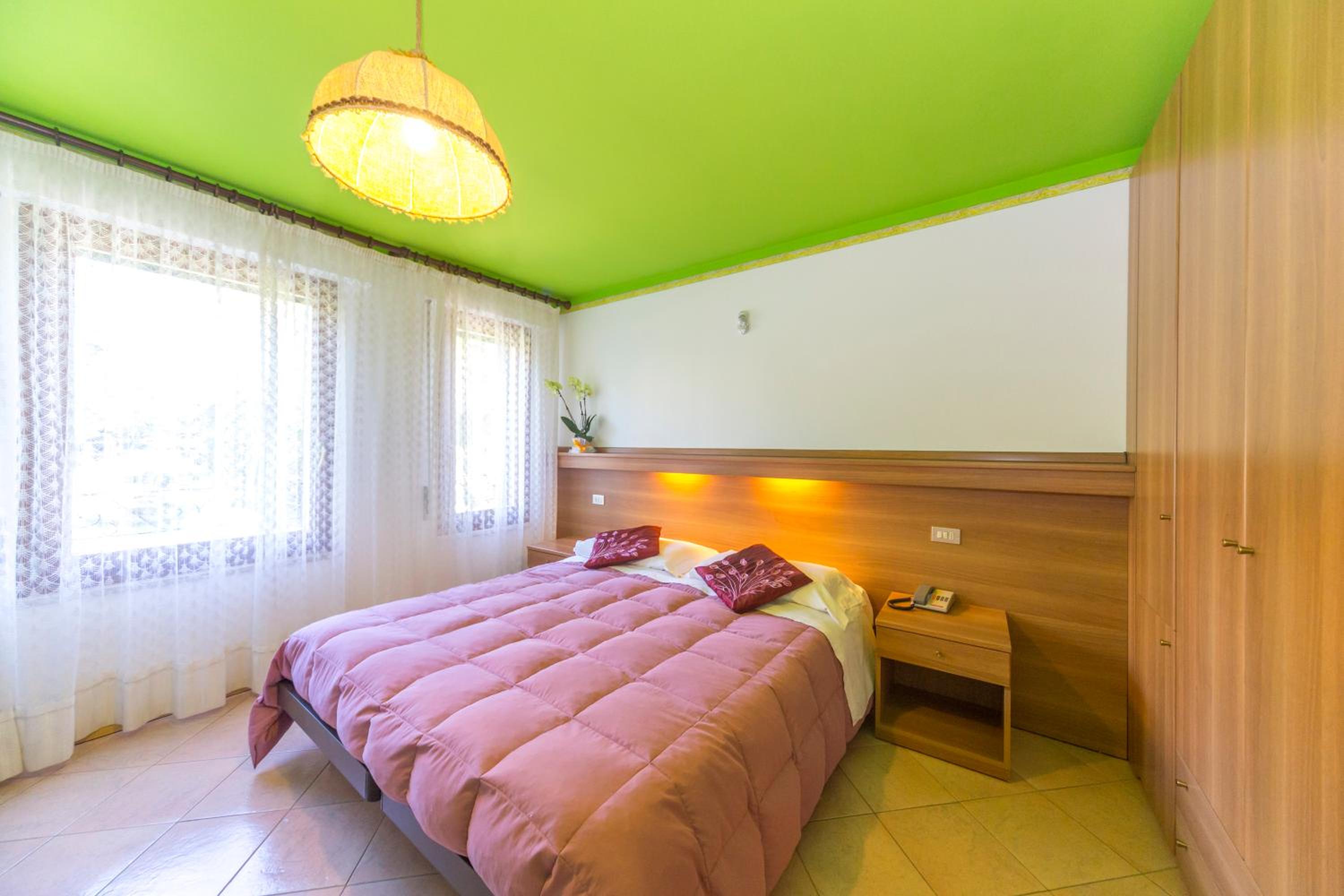 Classic Quadruple Room