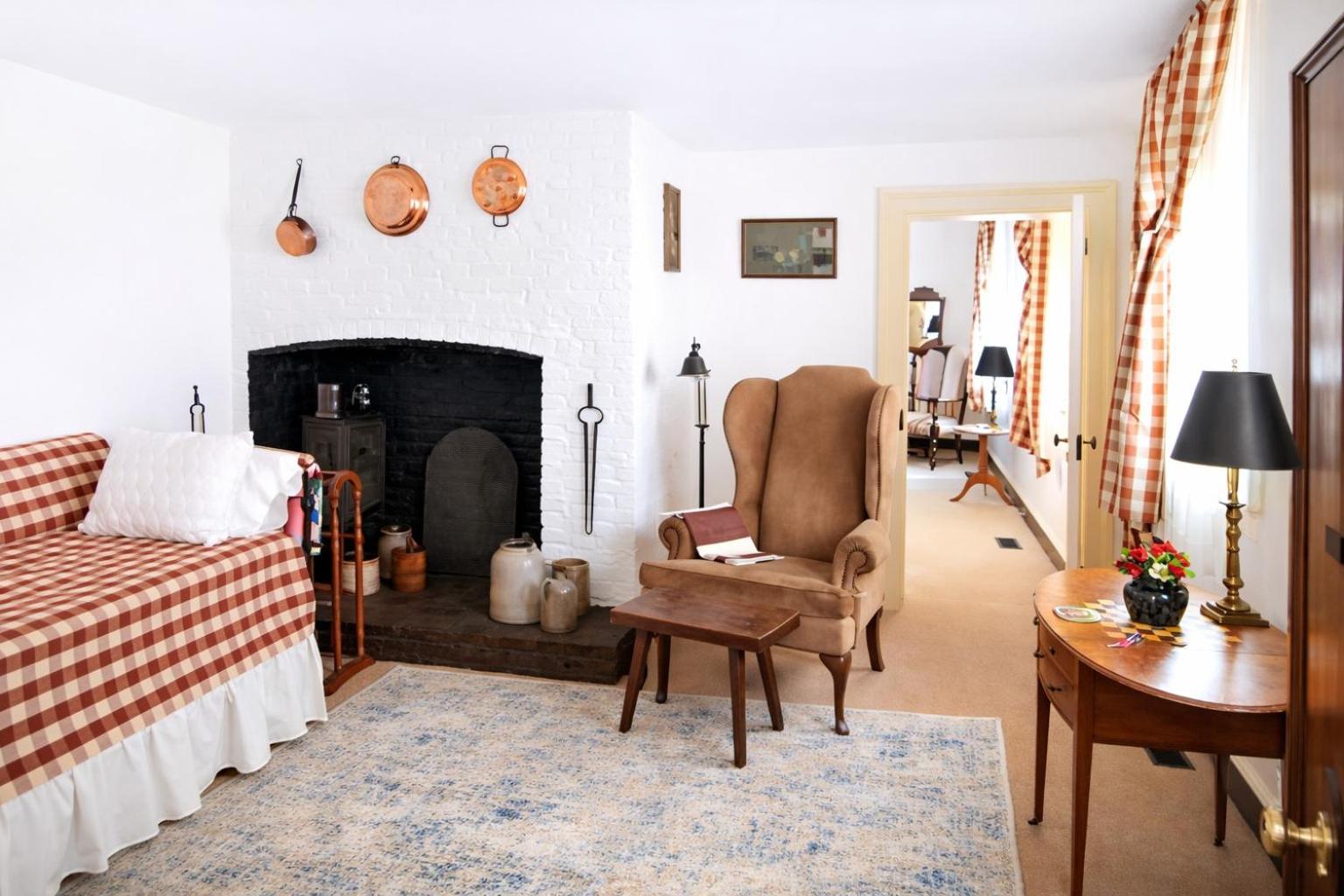 Queen Suite photo 1