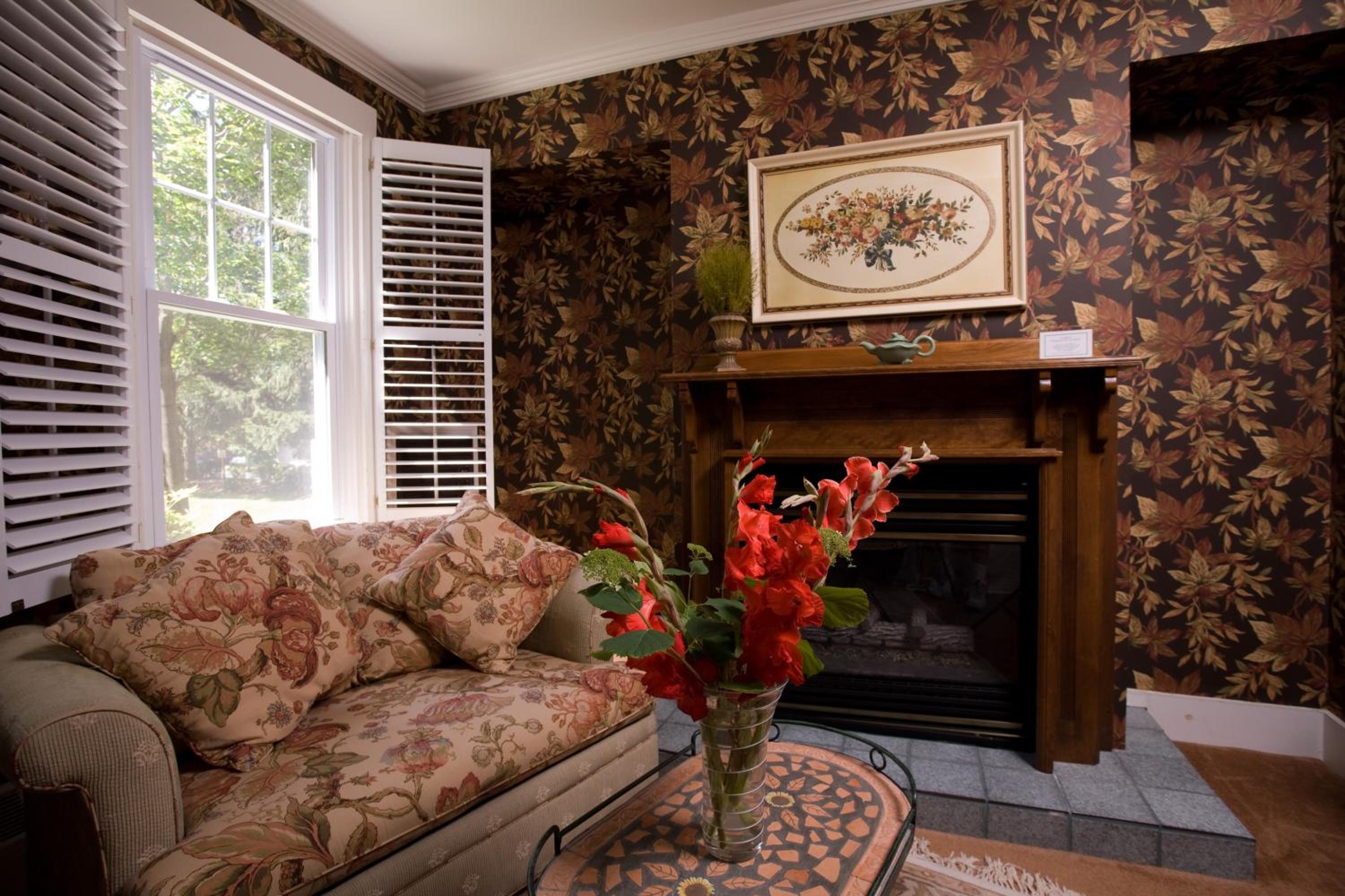 Queen Suite photo 2