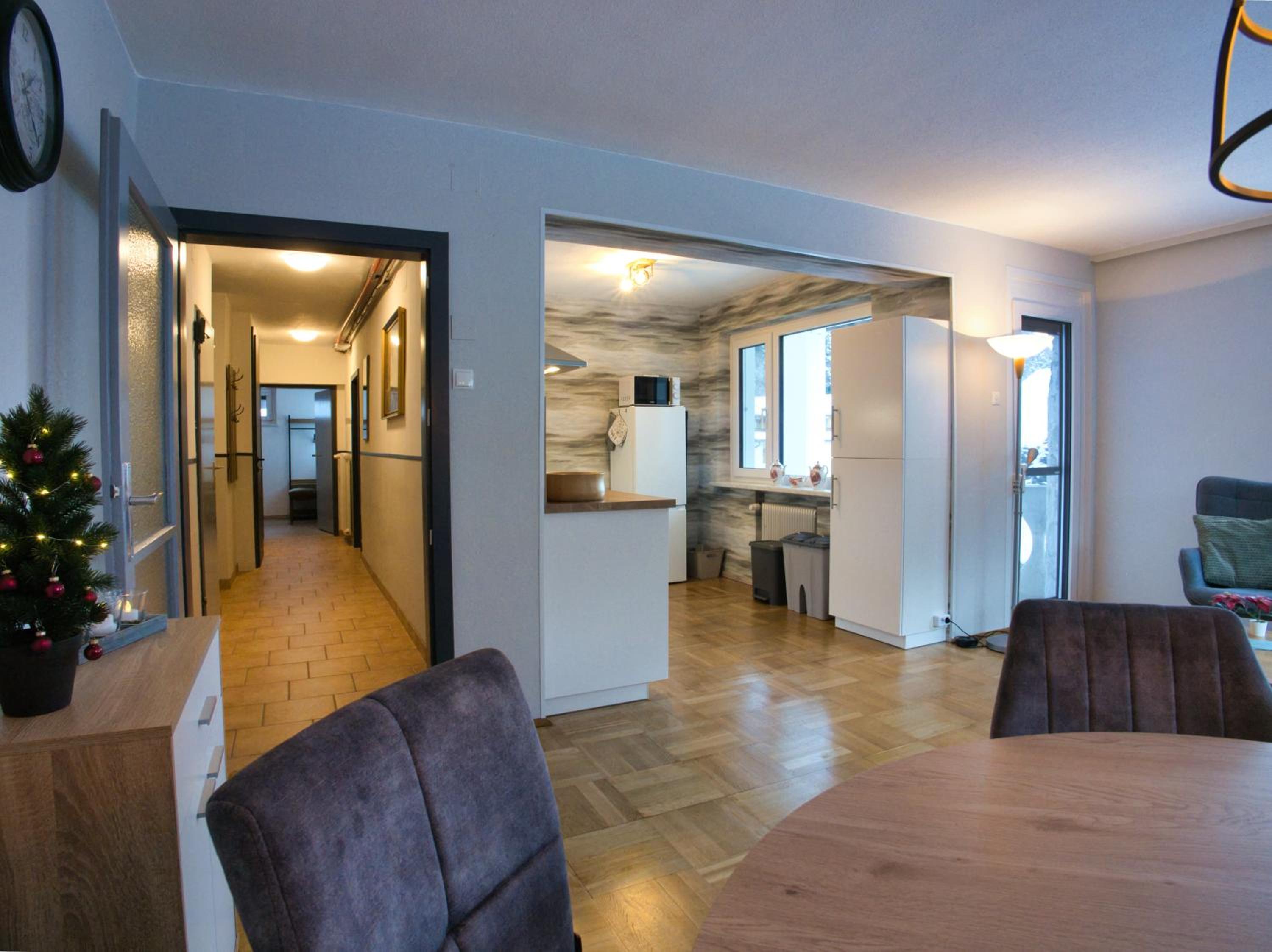 Two-Bedroom Apartment with View photo 2