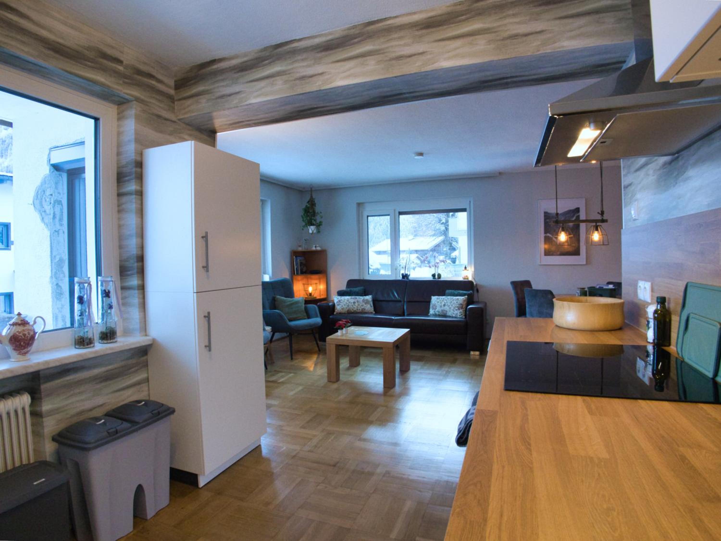 Two-Bedroom Apartment with View photo 3