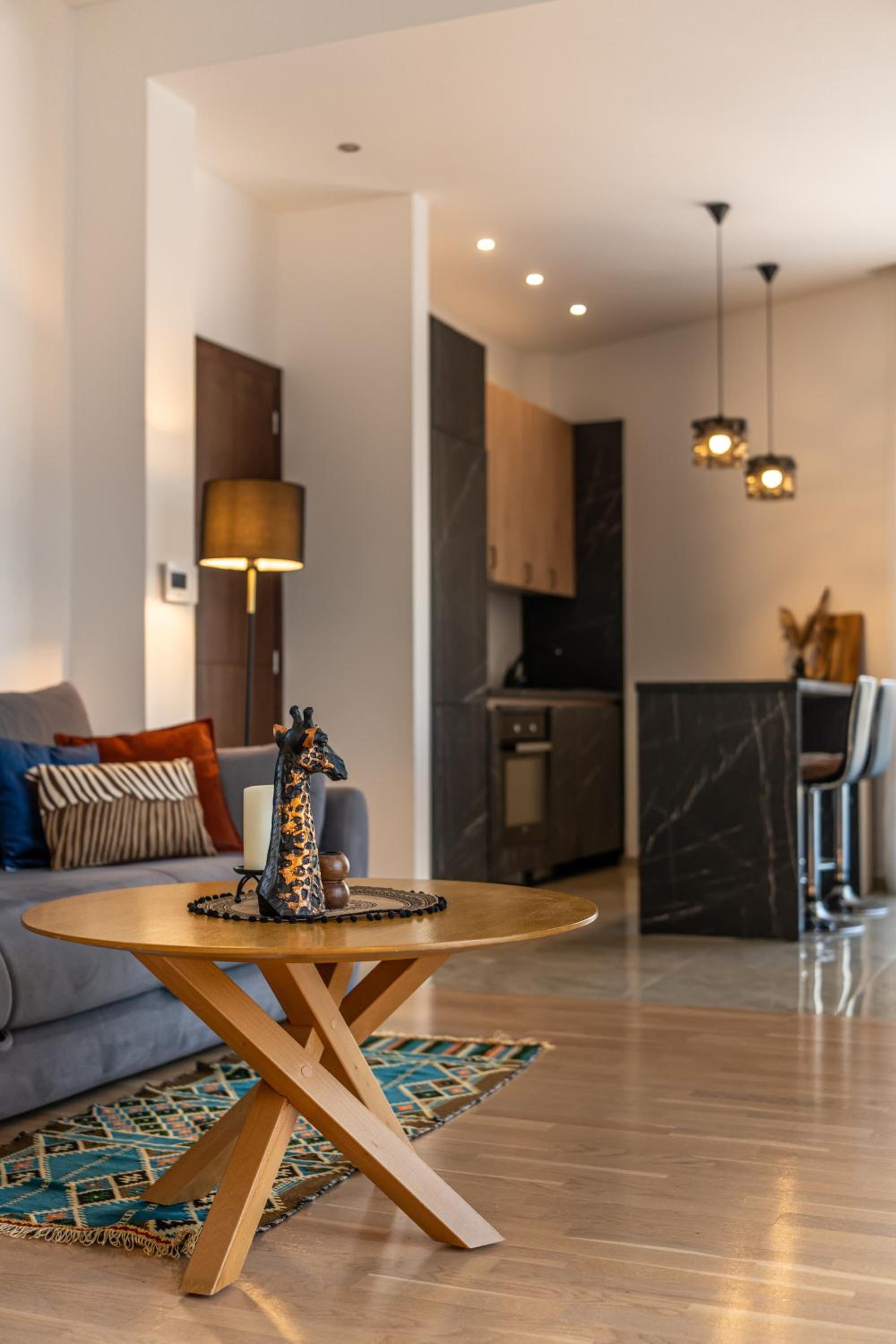 One-Bedroom Apartment with Balcony photo 1