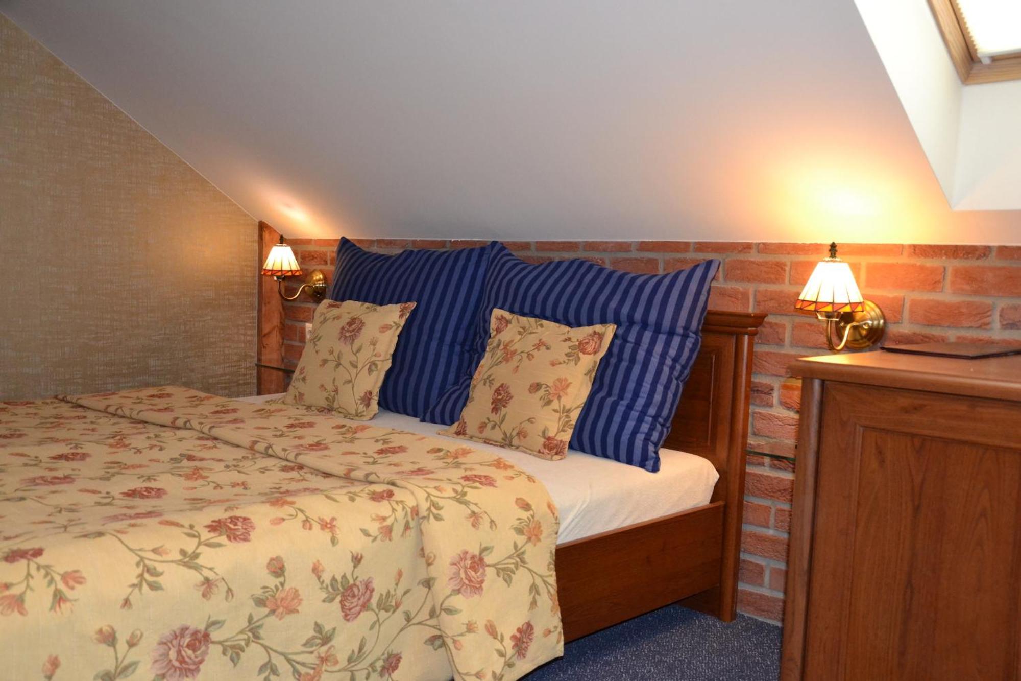 Small Double Room photo 1
