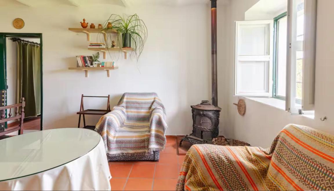 Four-Bedroom House photo 1