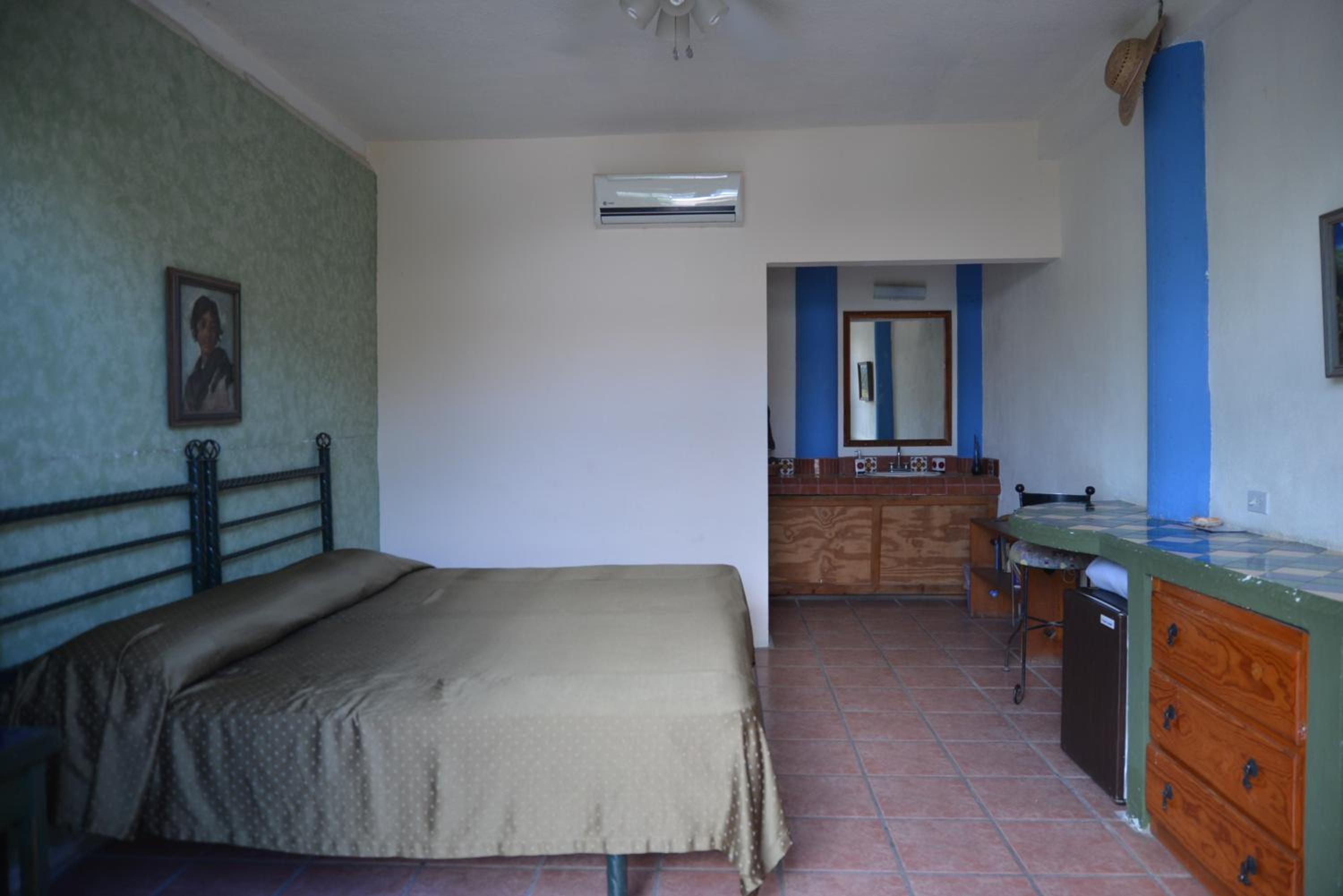 Budget double room 102