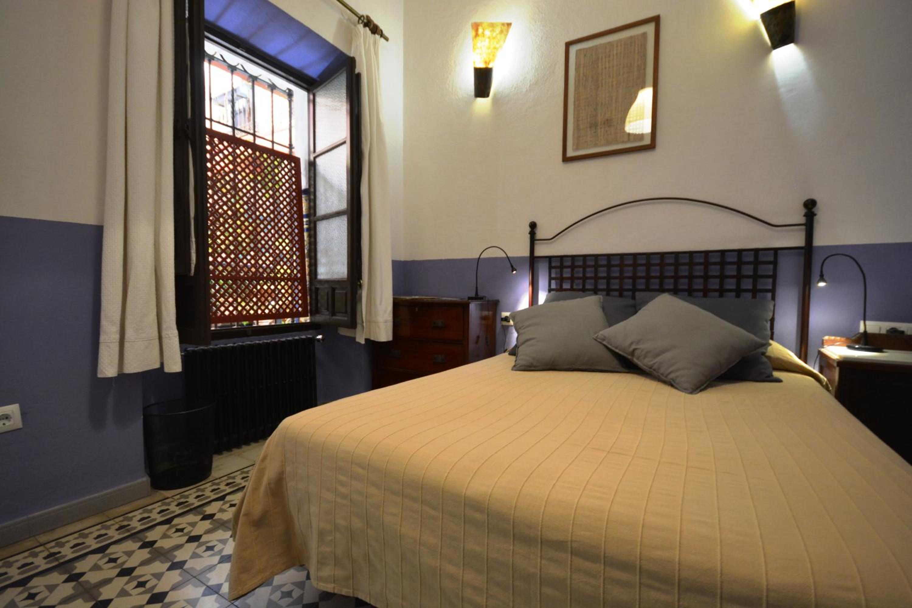 Economy Double Room - Photo 2