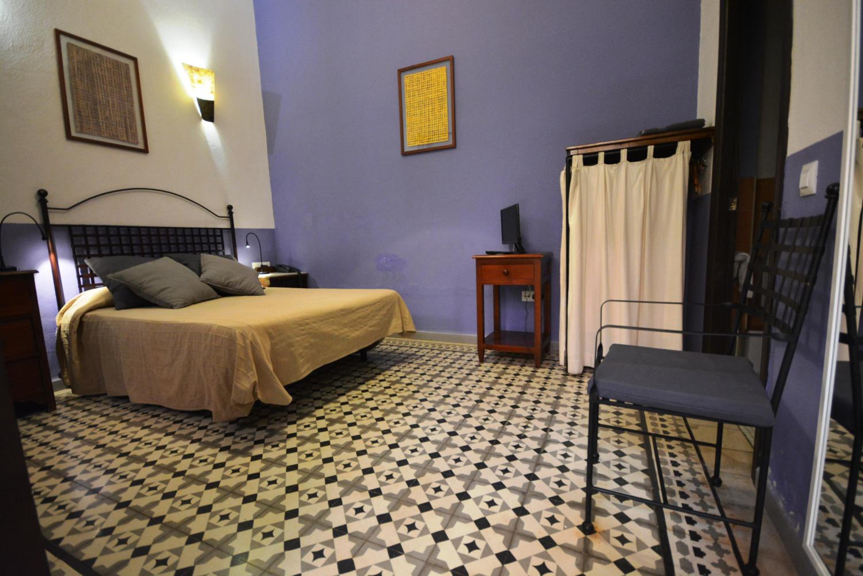 Economy Double Room - Photo 4