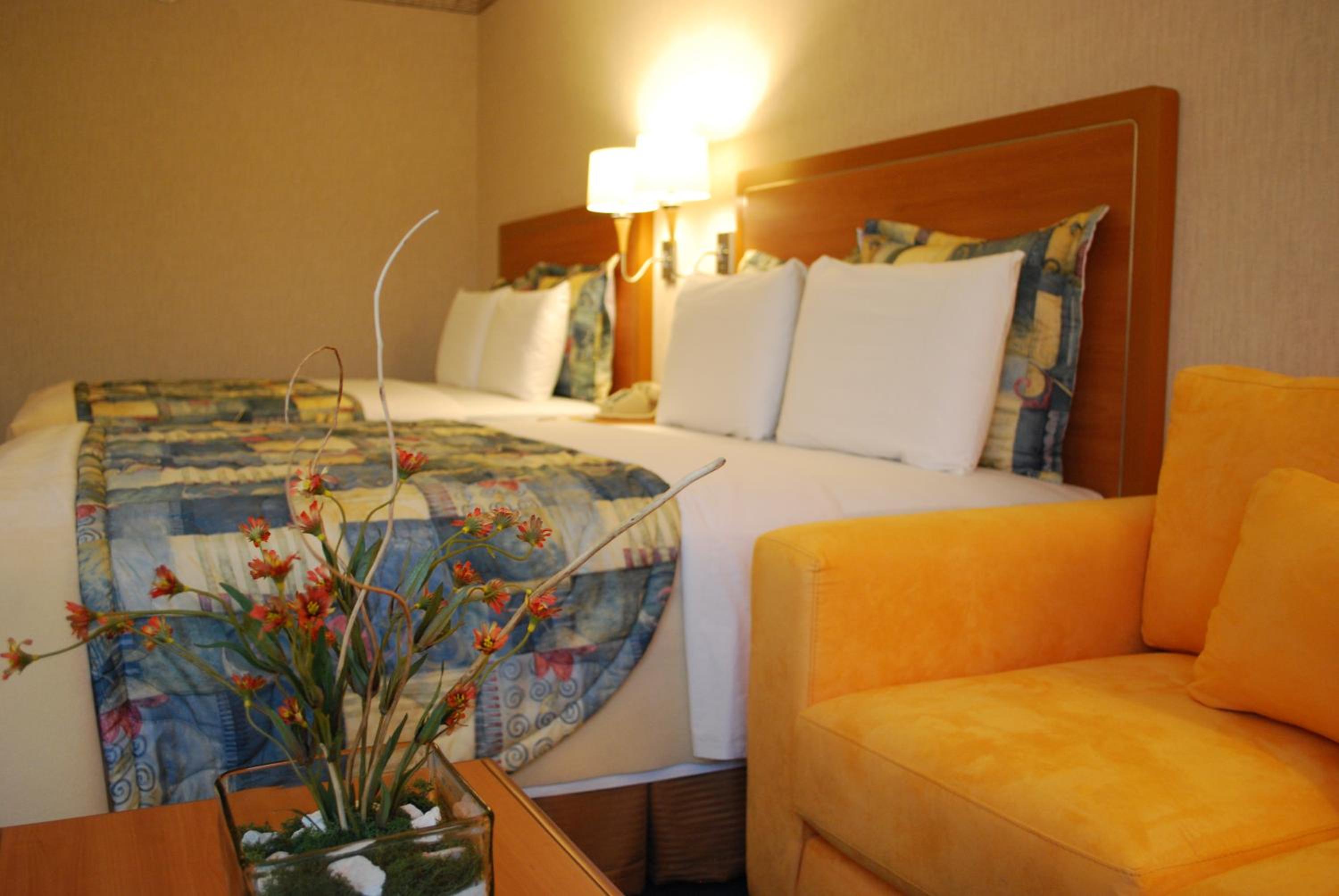 Double Room with Two Double Beds photo 2