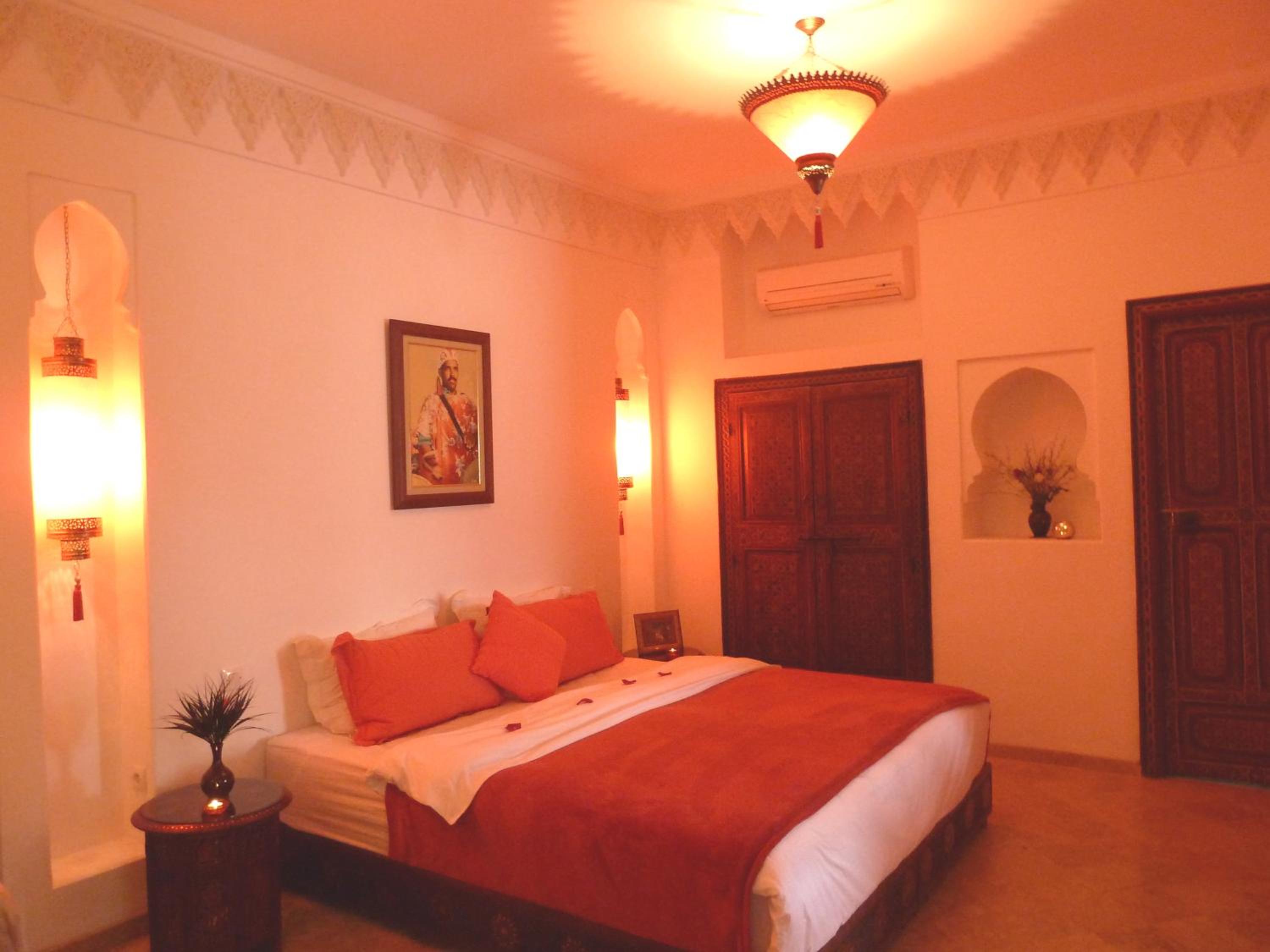 Deluxe Suite - Photo 1