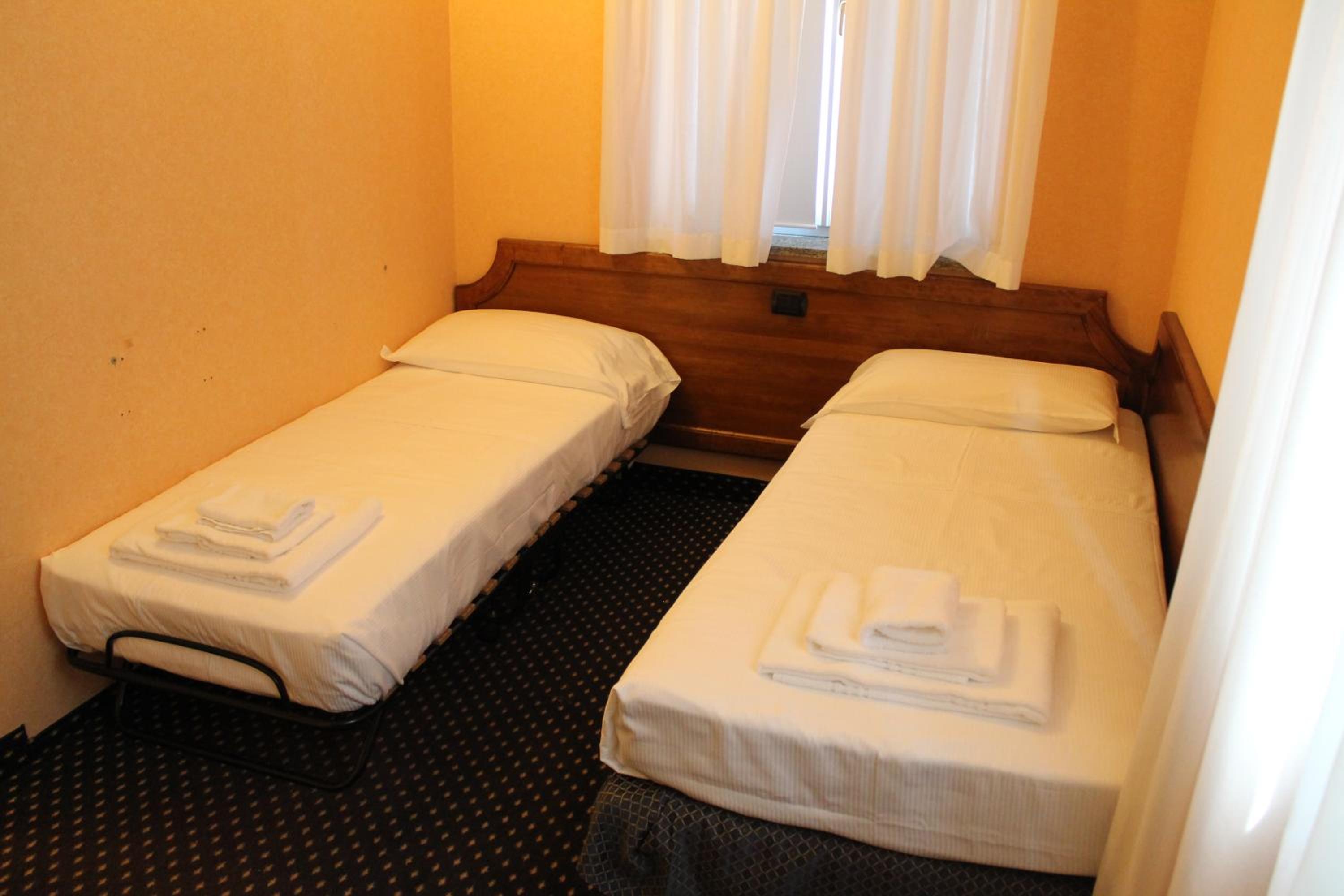 Suite Apartment photo 2