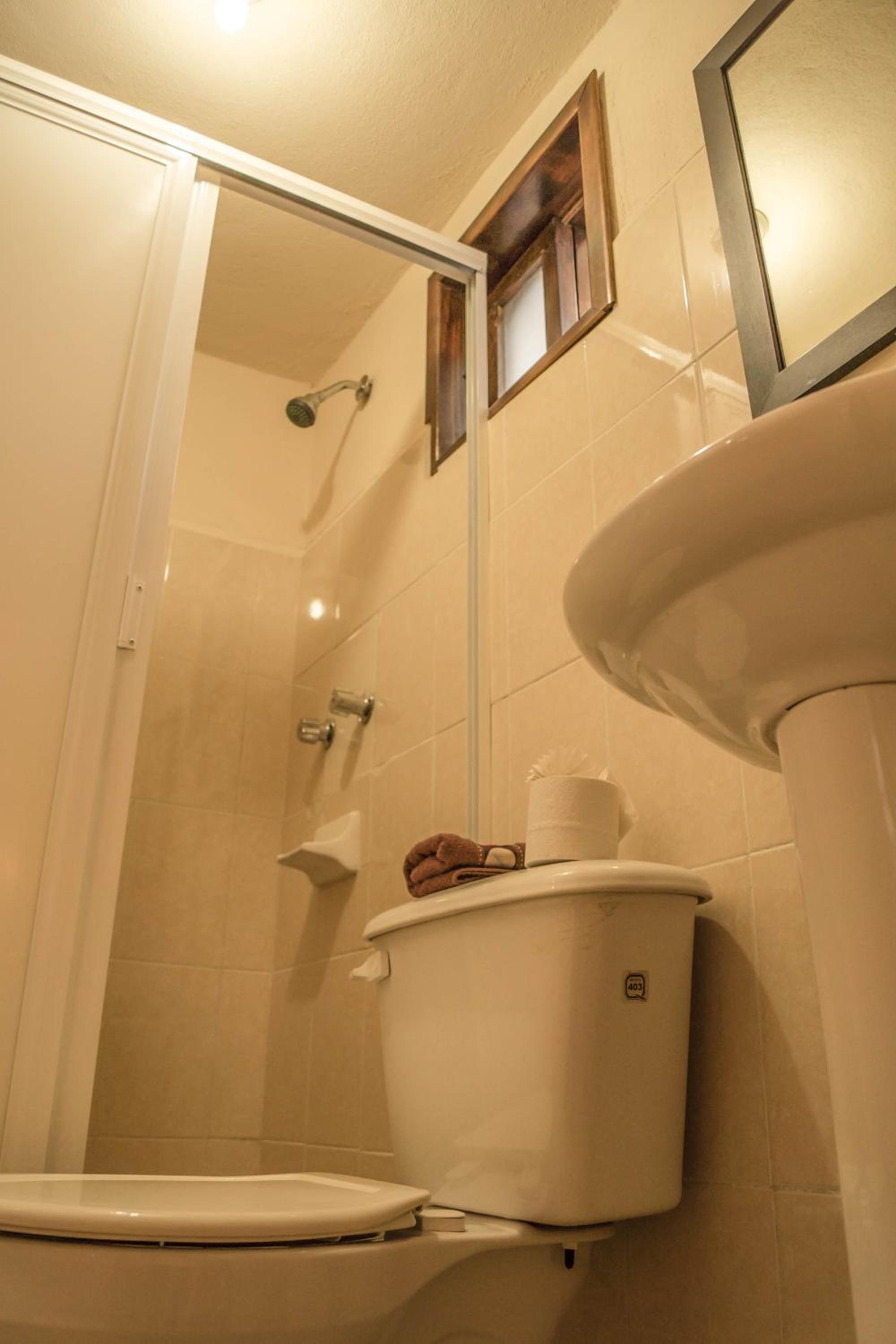 Double Room - Photo 6