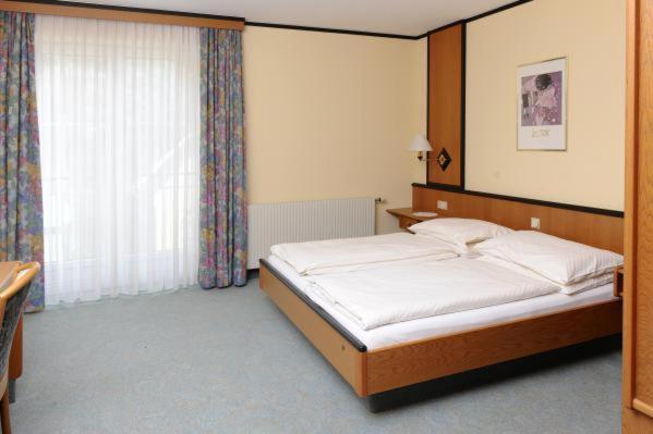Double Room - Photo 3