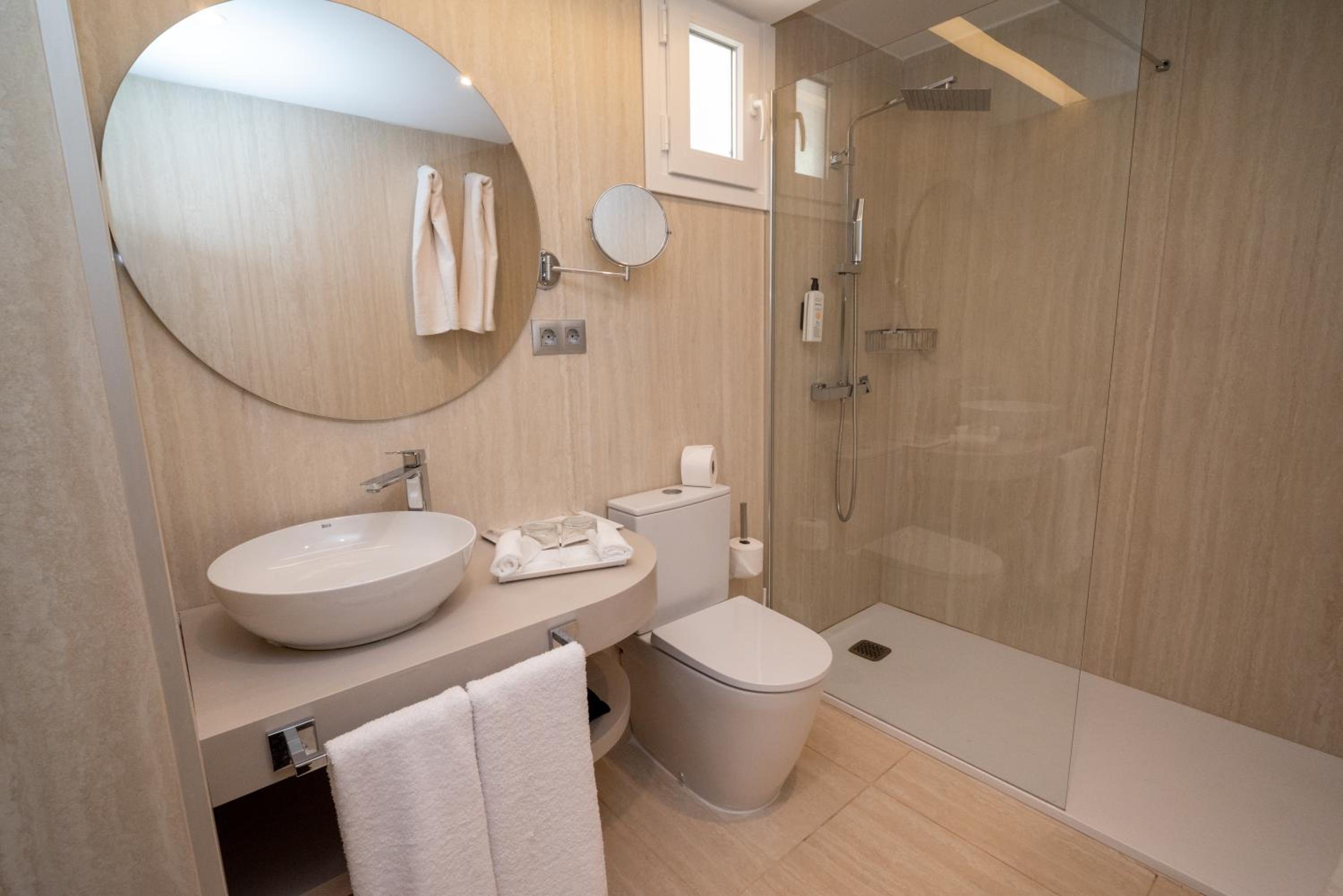 Junior Suite with Balcony