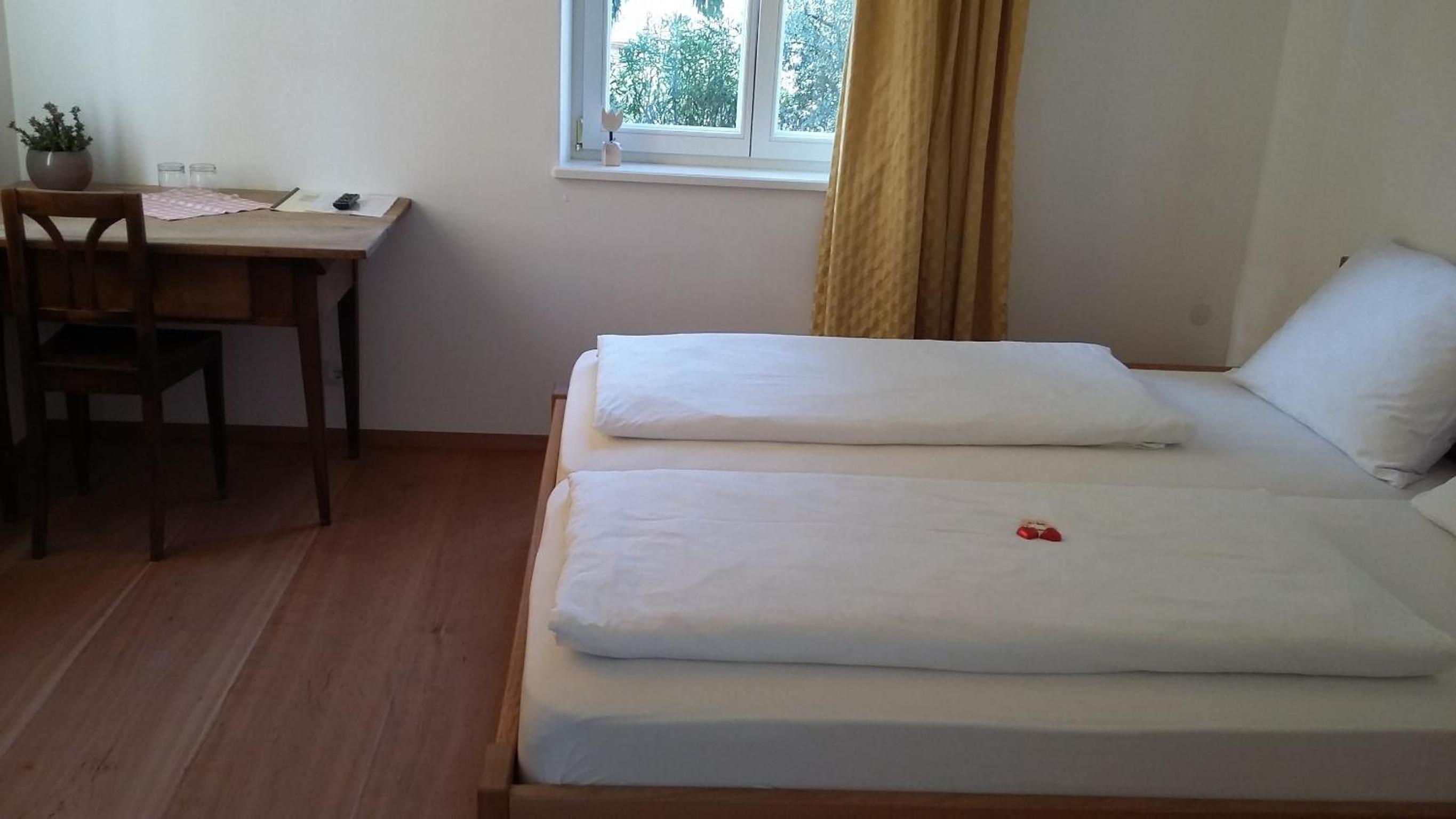 Deluxe Double Room with Garden View