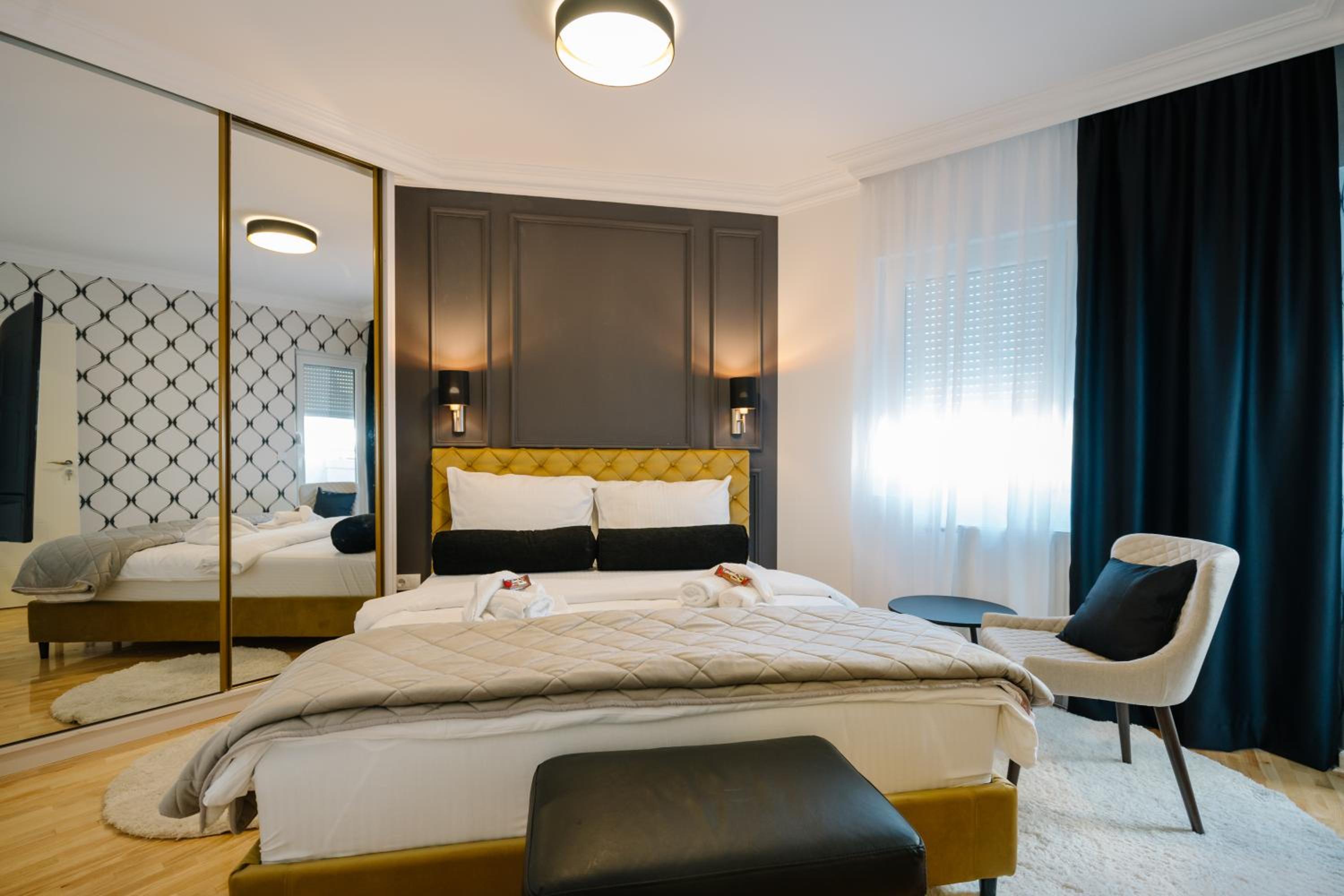 Deluxe One-Bedroom Apartment with City View