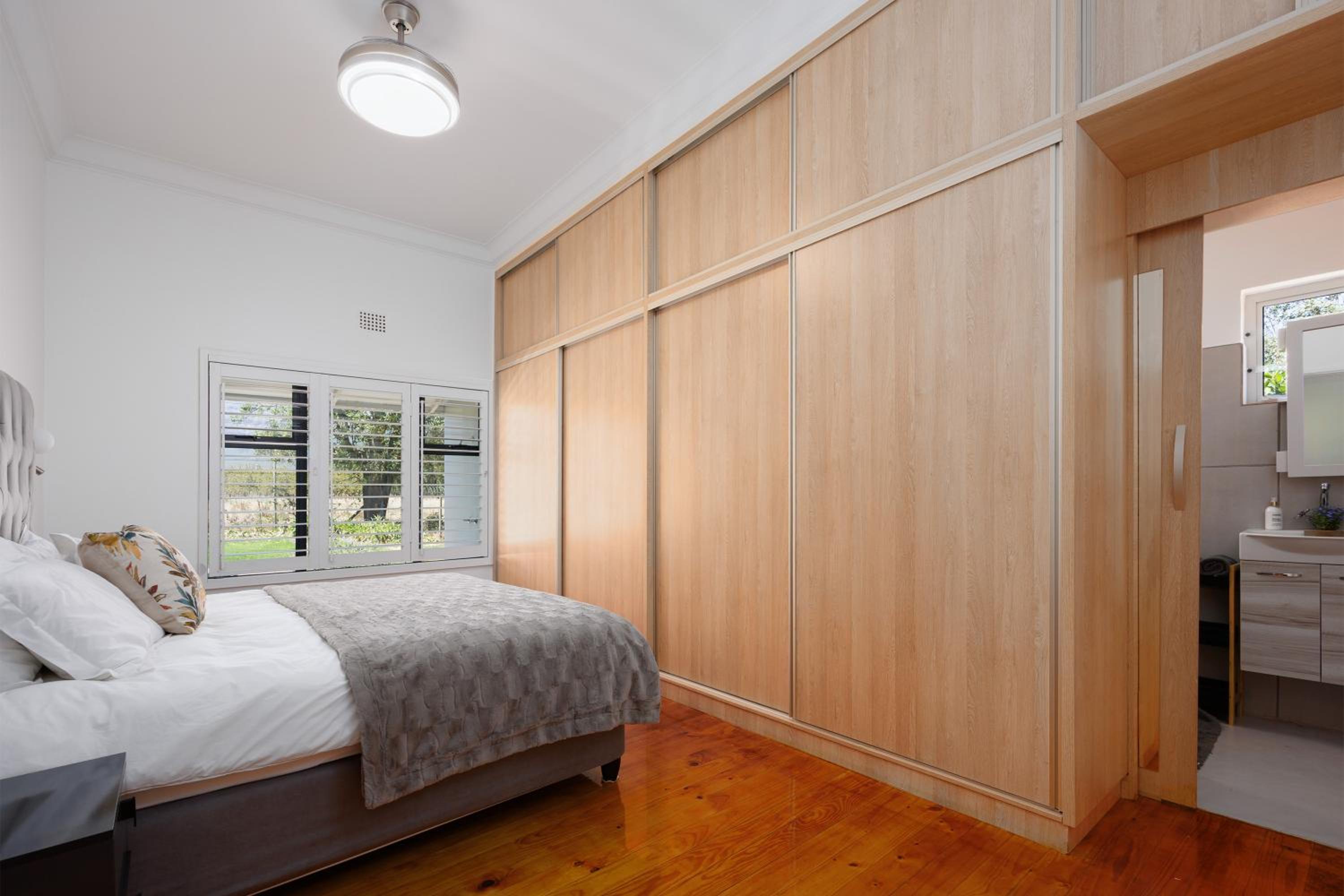 Three-Bedroom Vacation Home photo 2