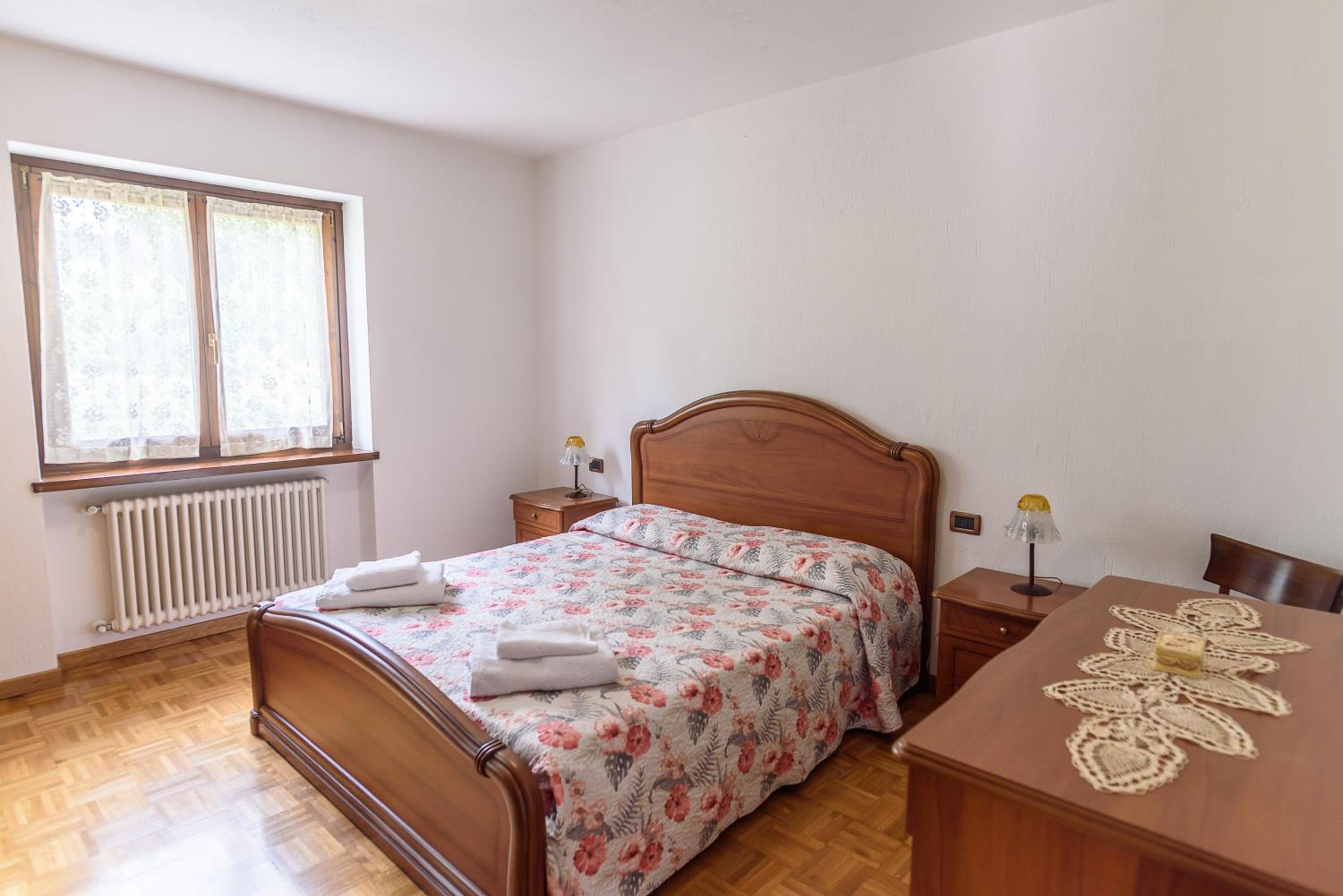 Two-Bedroom Deluxe Apartment with Garden View