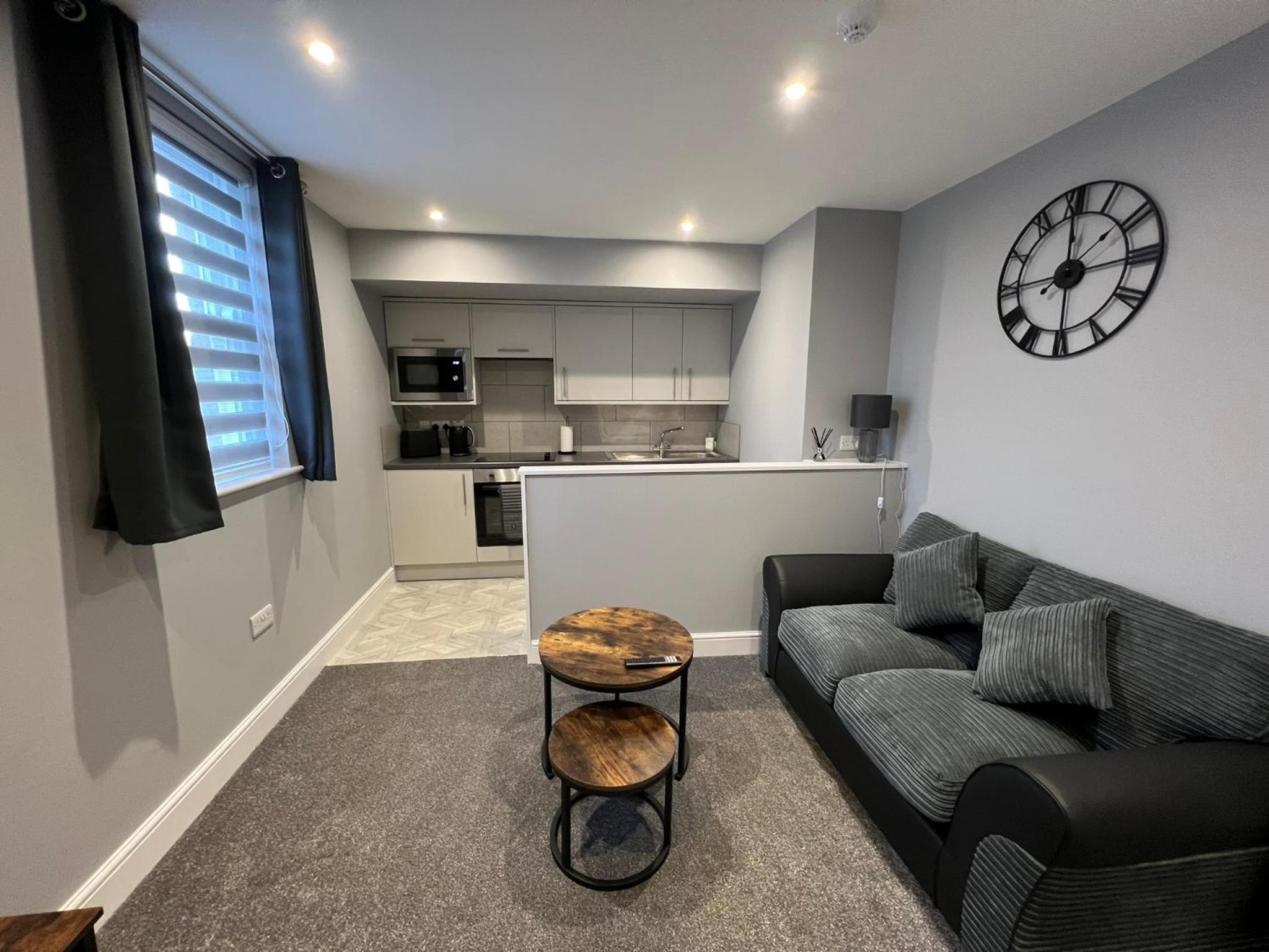 Apartment photo 2