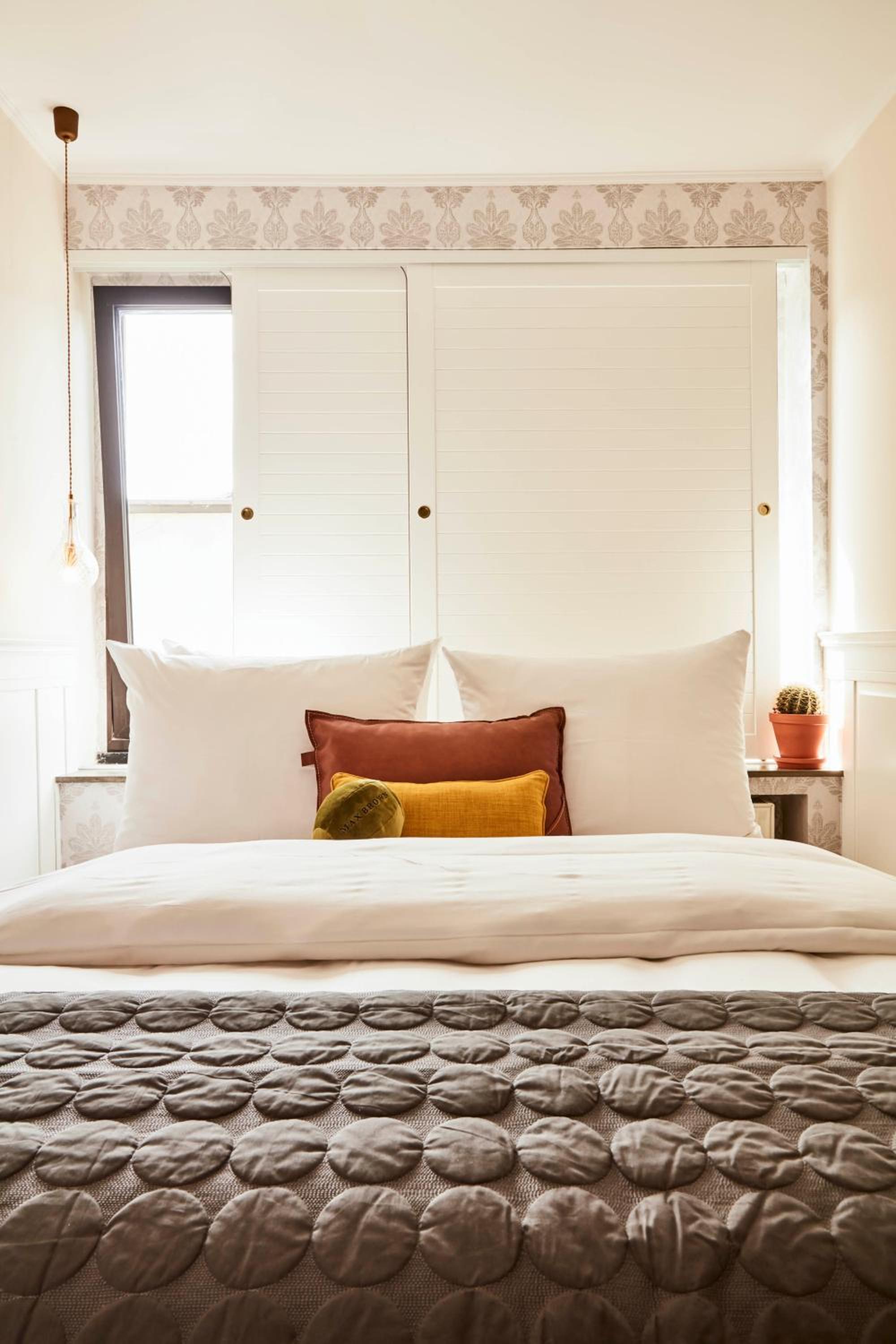 Double Room (Small) - Photo 2