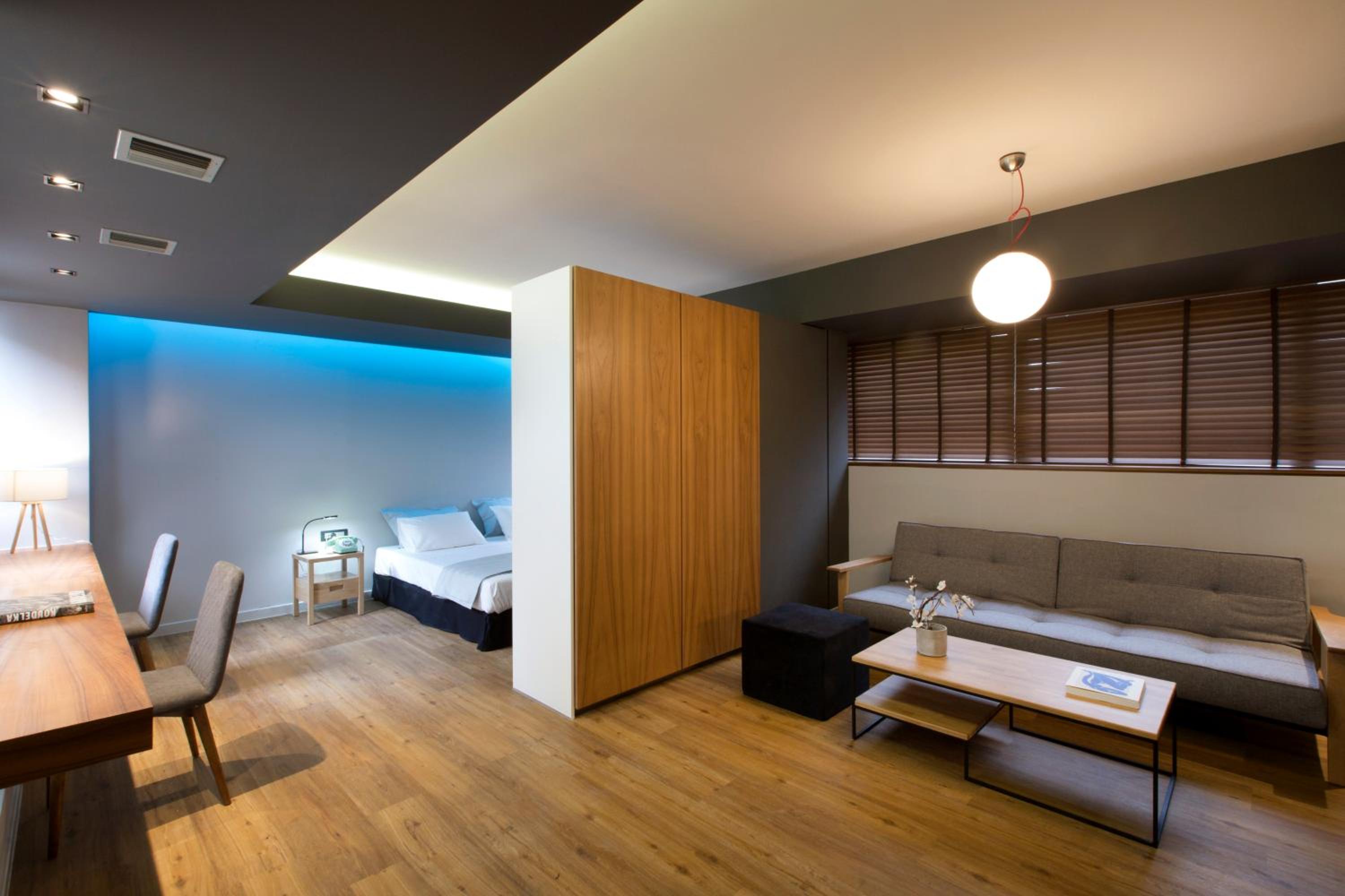 Deluxe Family Suite photo 3
