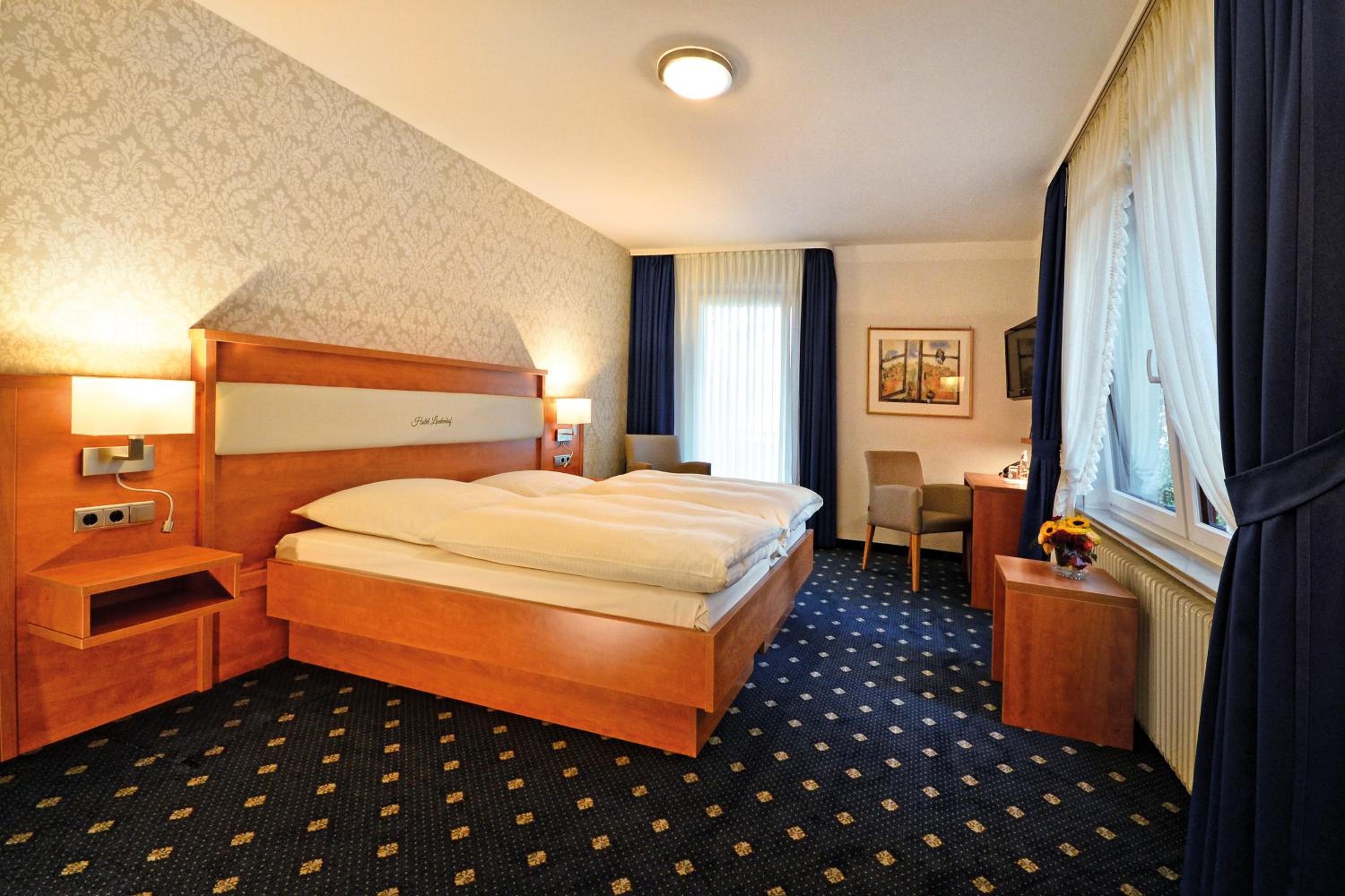 Double Room - Photo 4