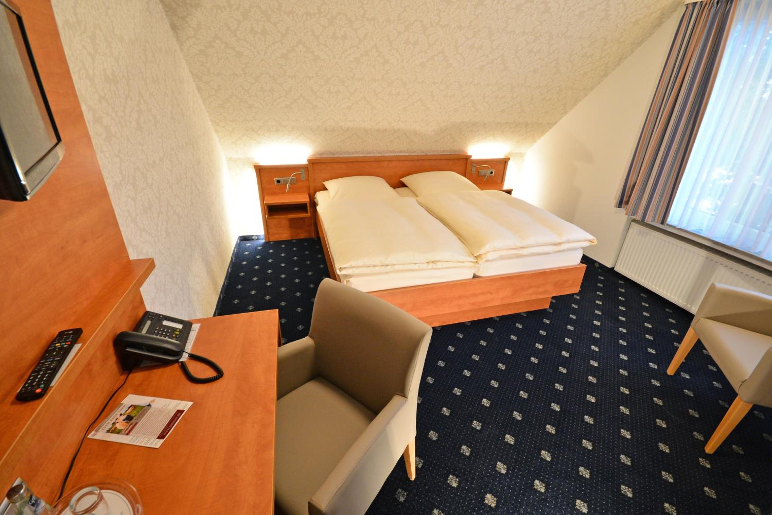 Double Room - Photo 3