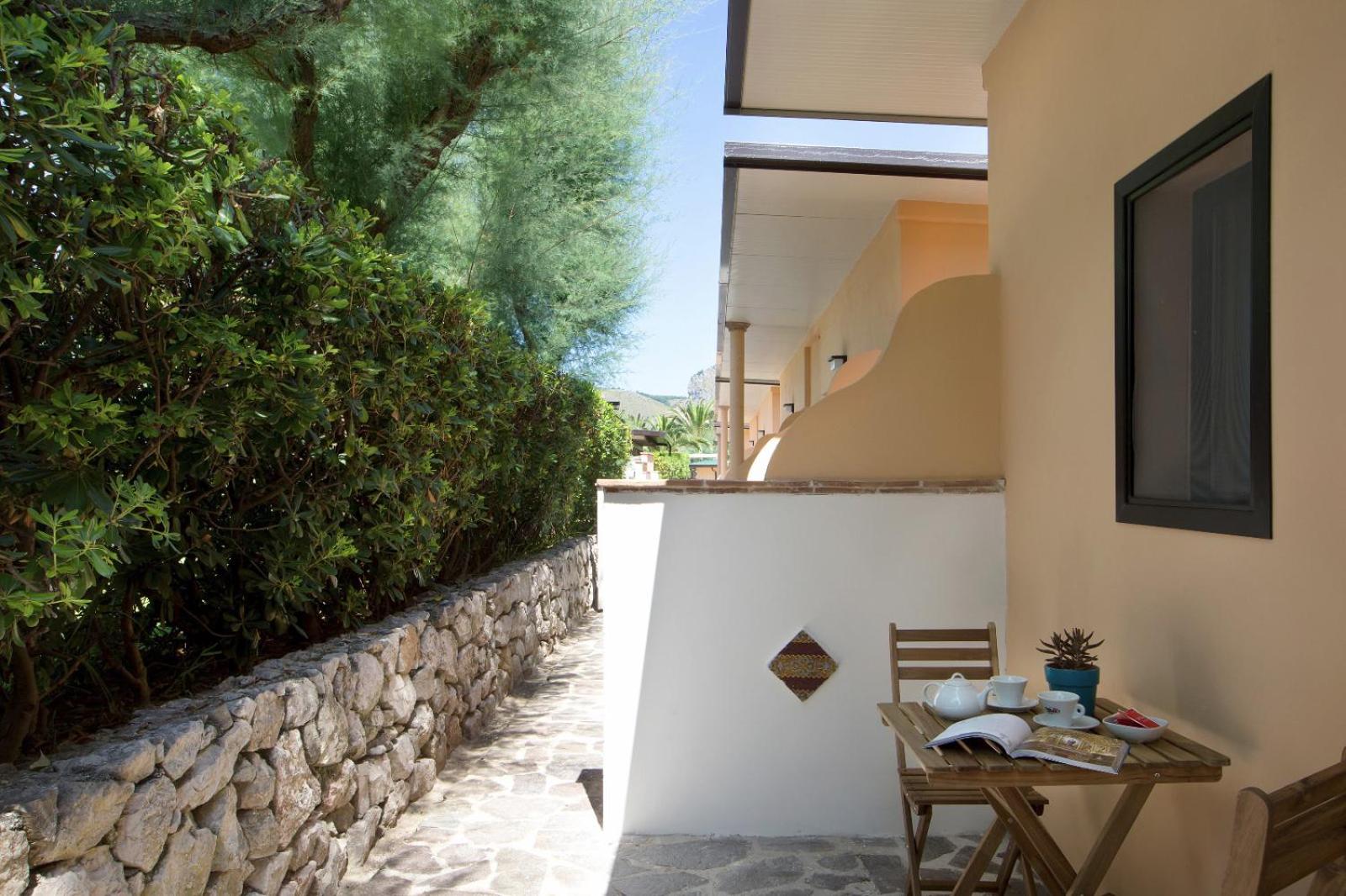 Quadruple Room with Garden View photo 1