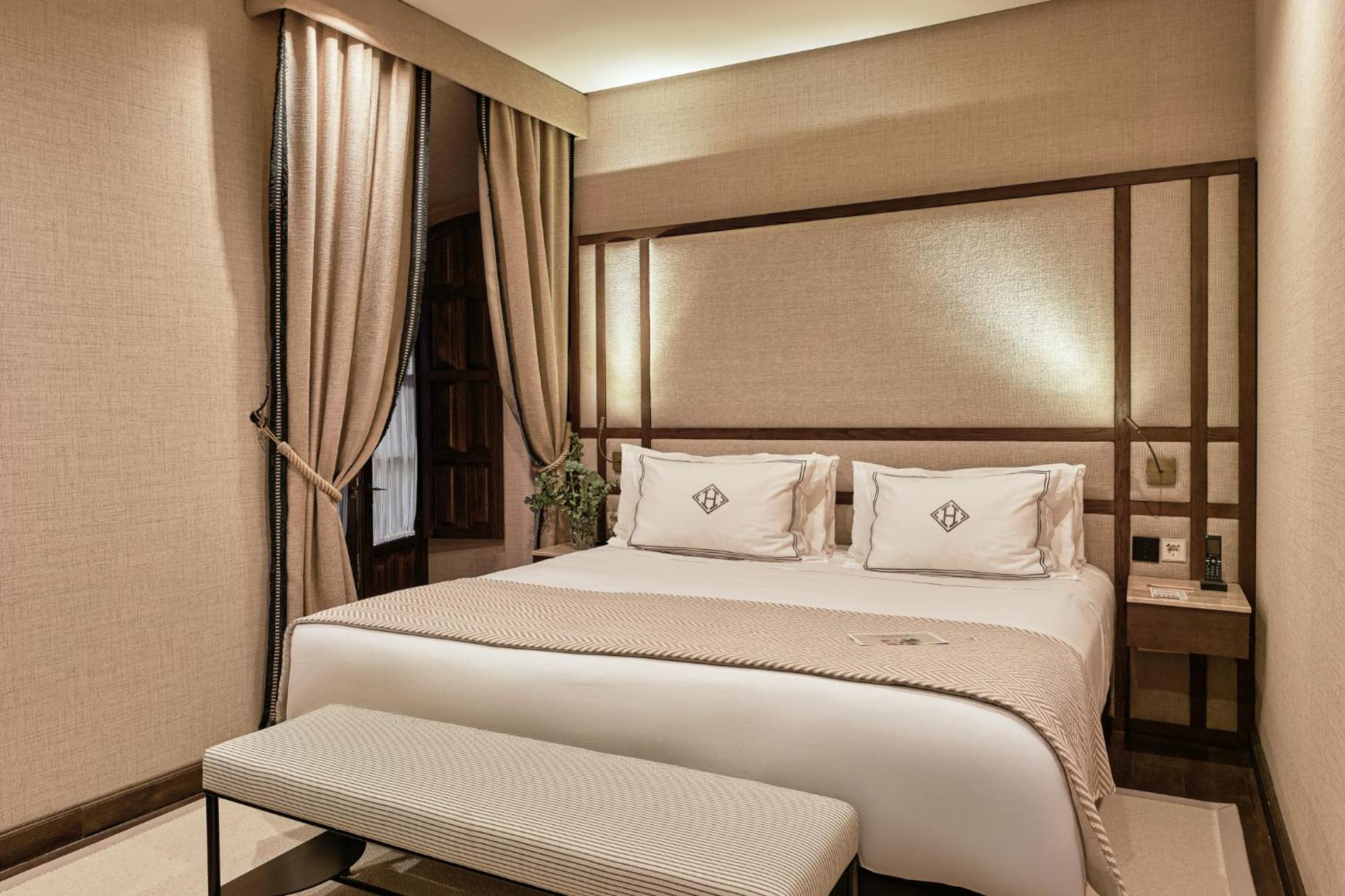 Superior King or Twin Room photo 2