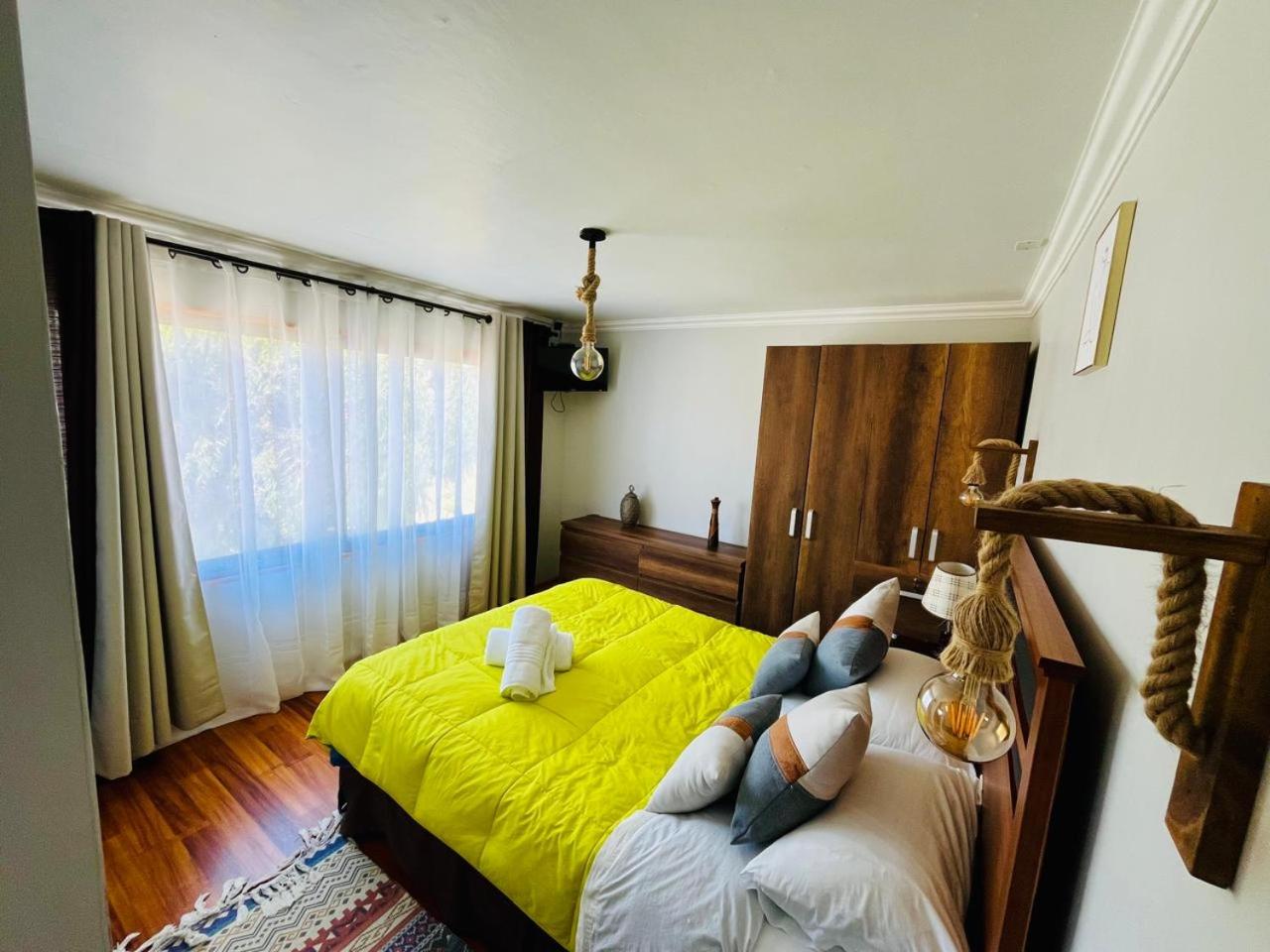 Queen Room photo 1