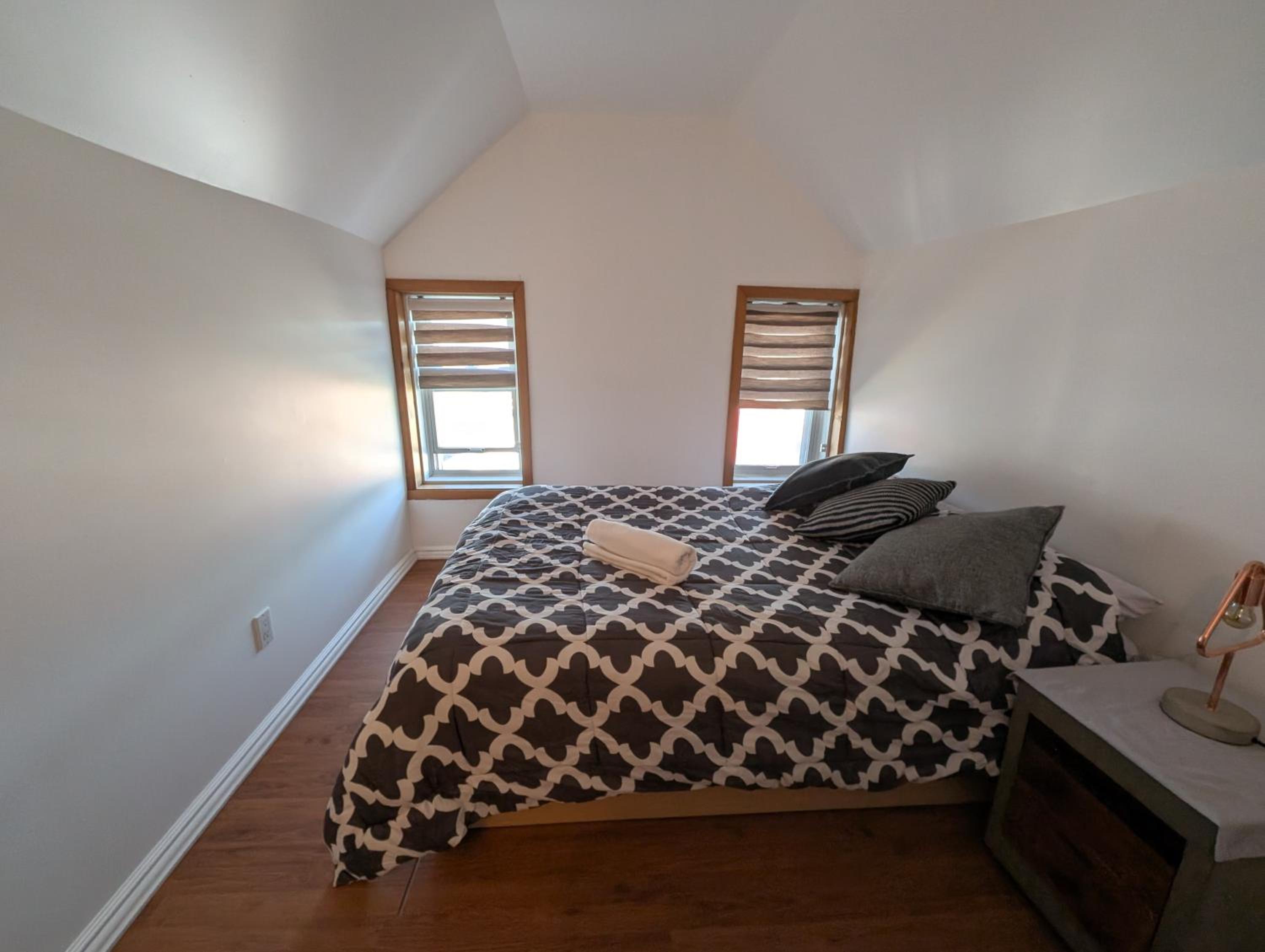 Budget Double Room photo 2