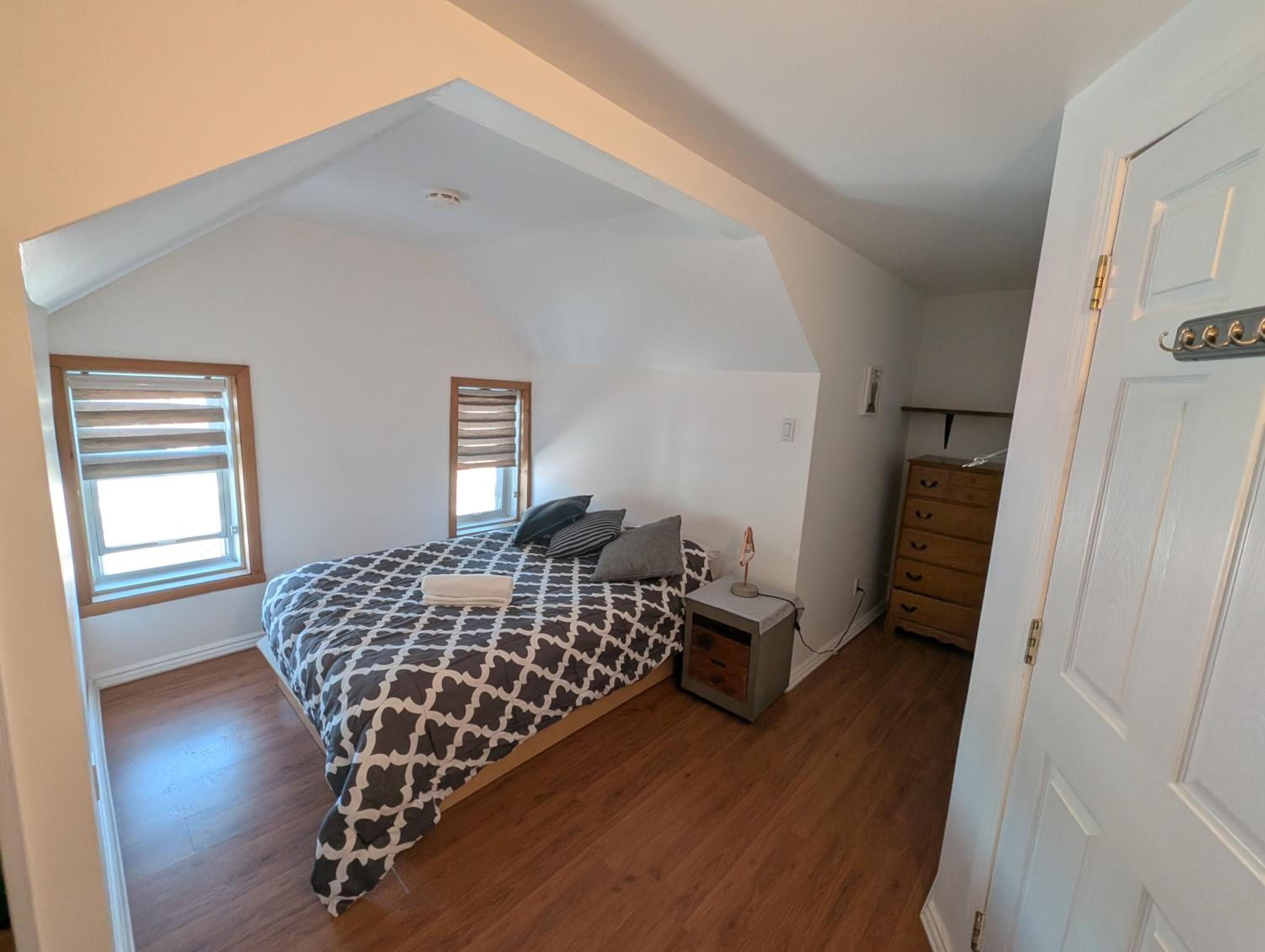 Budget Double Room photo 3