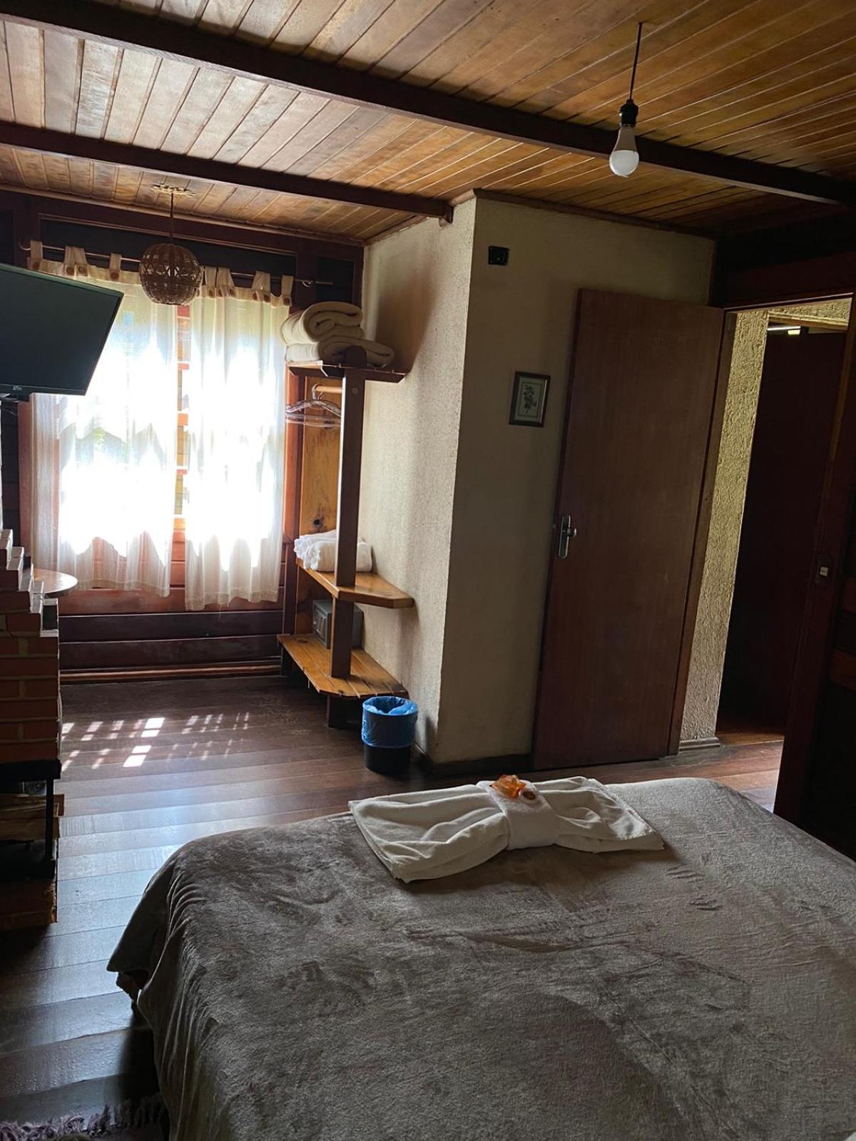Family Room photo 3