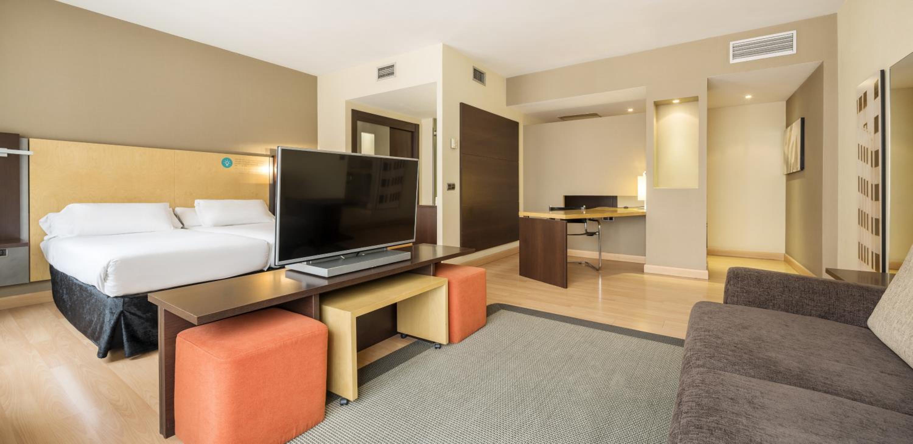 Premium Double Room - Photo 2