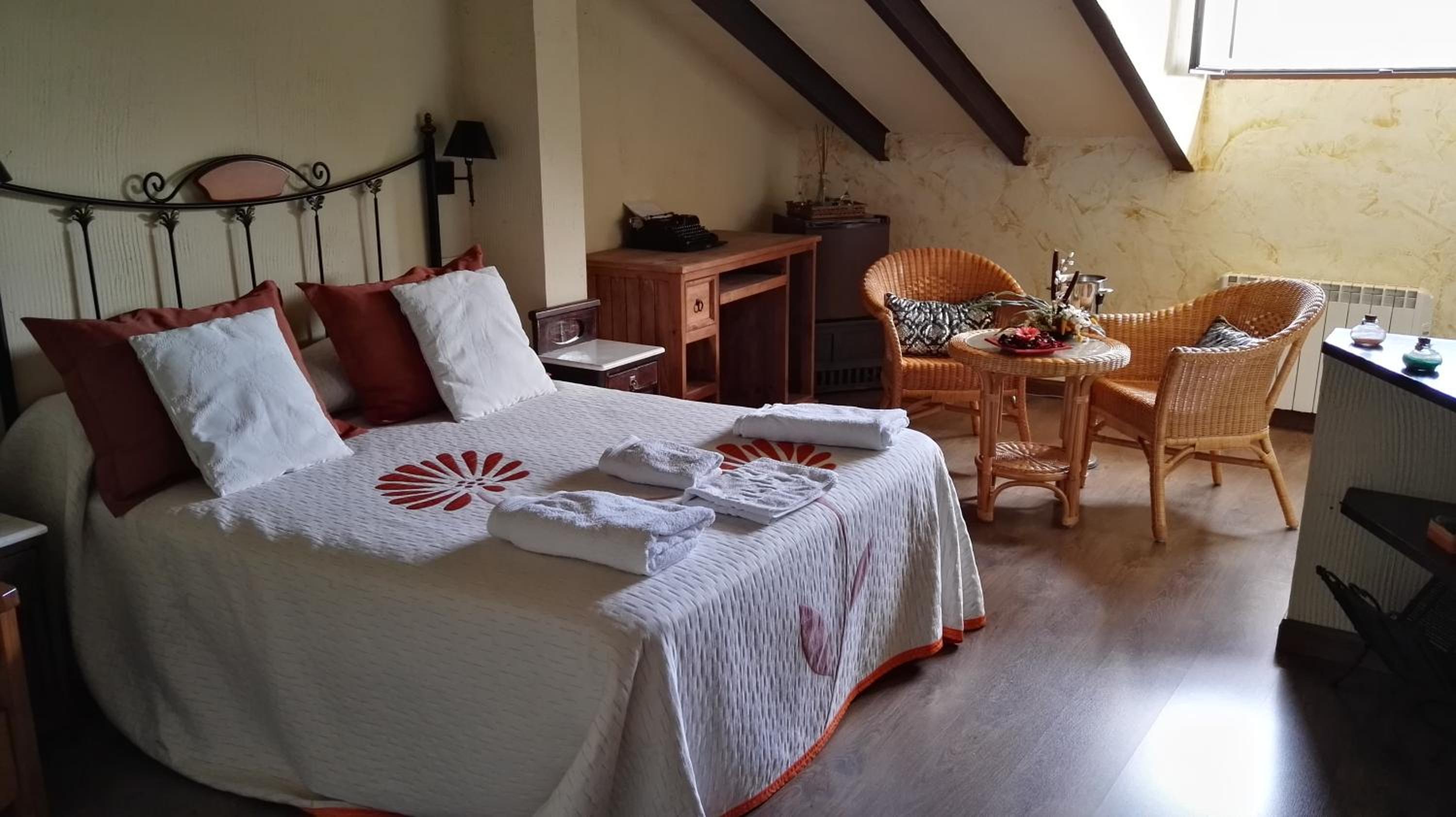 Estudio con Bañera de Hidromasaje