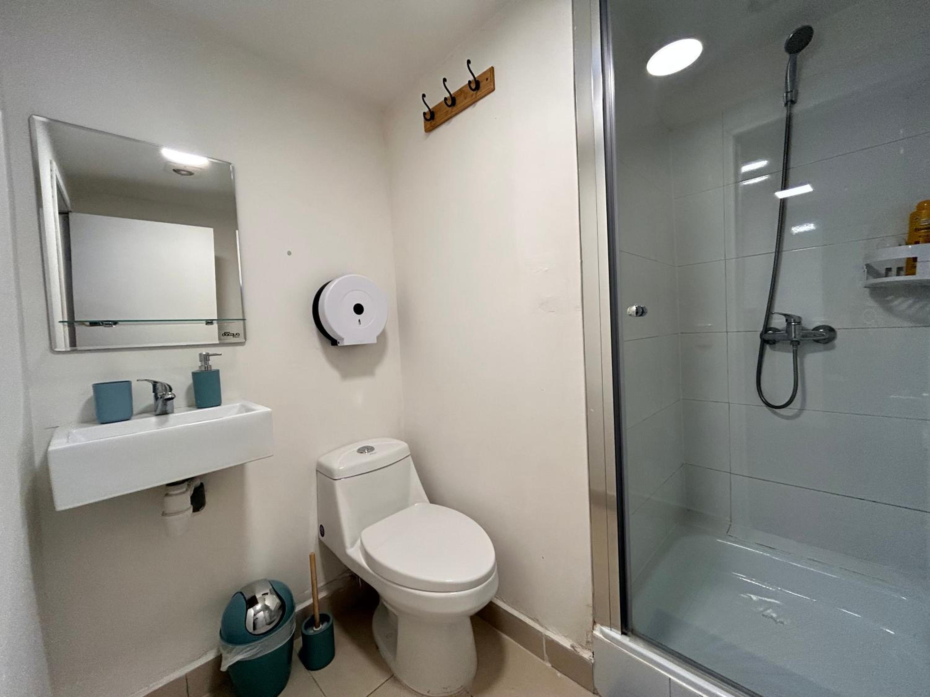 Double Room with Private Bathroom photo 3
