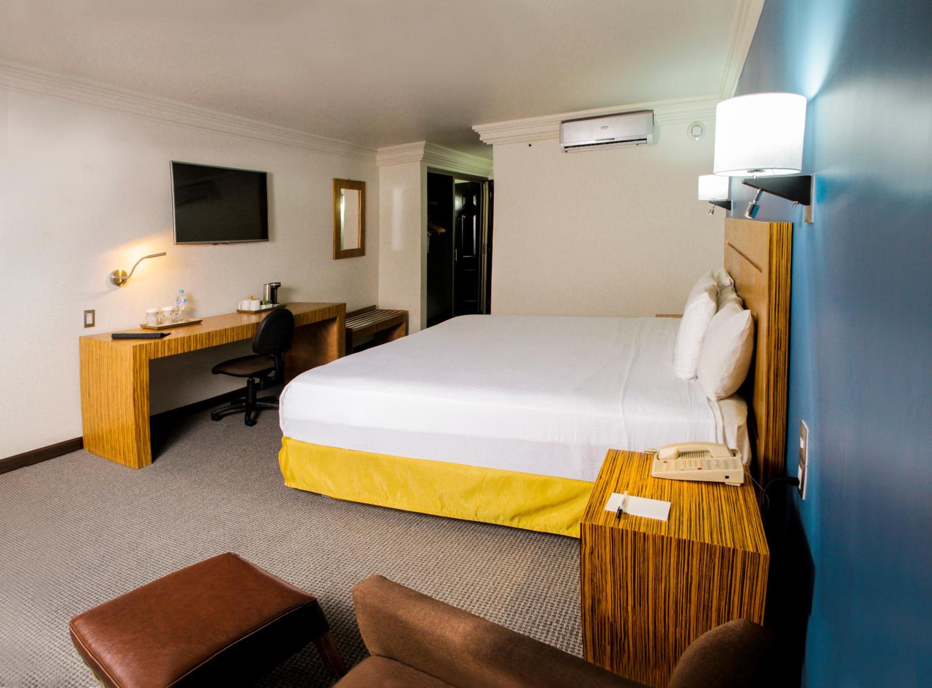 King Room with Garden View - Photo 3