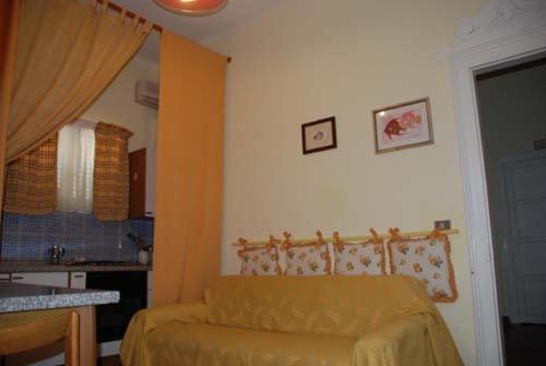 One-Bedroom Apartment (2 Adults) - Photo 5