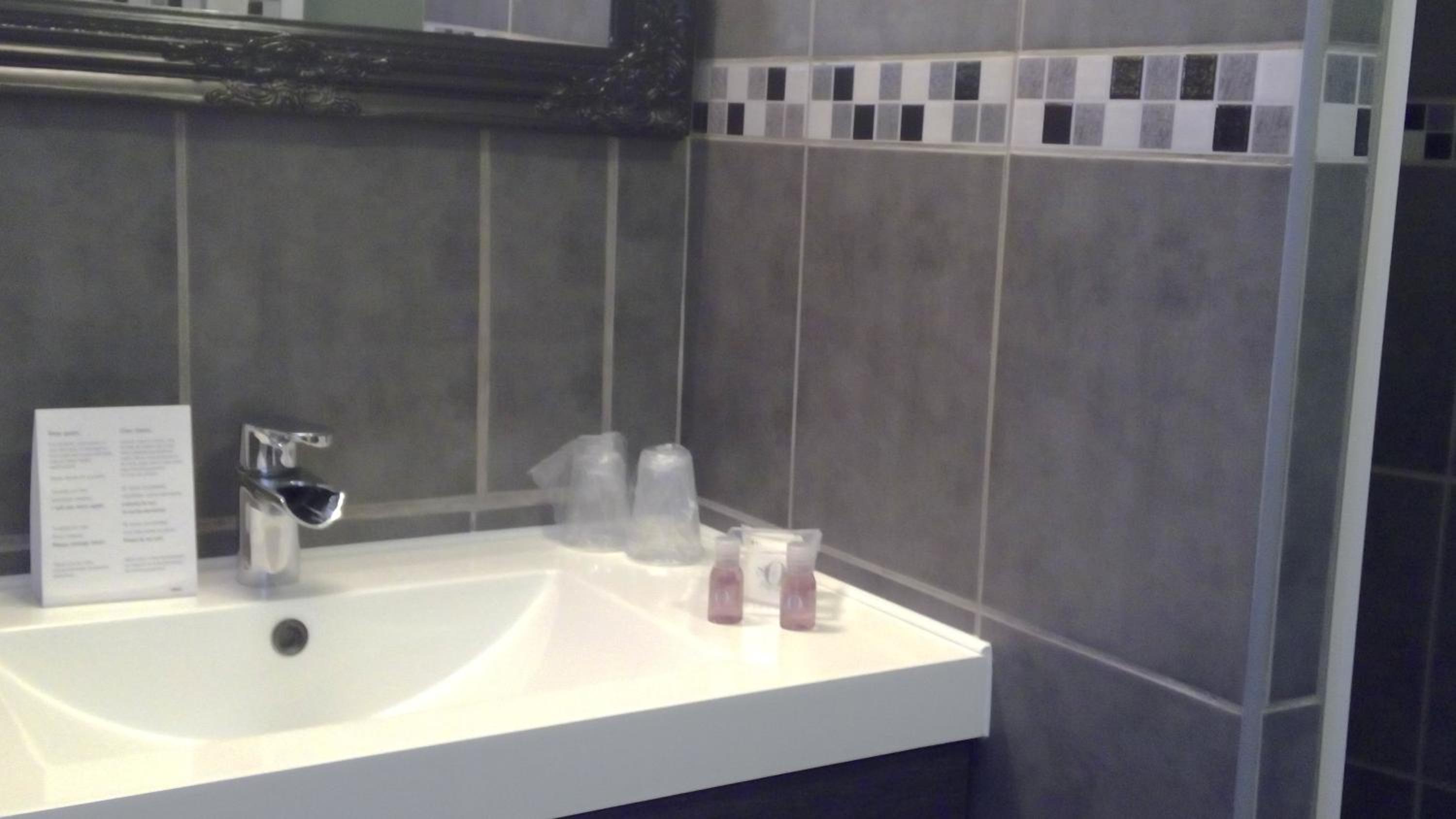 Superior Double Room - Photo 6