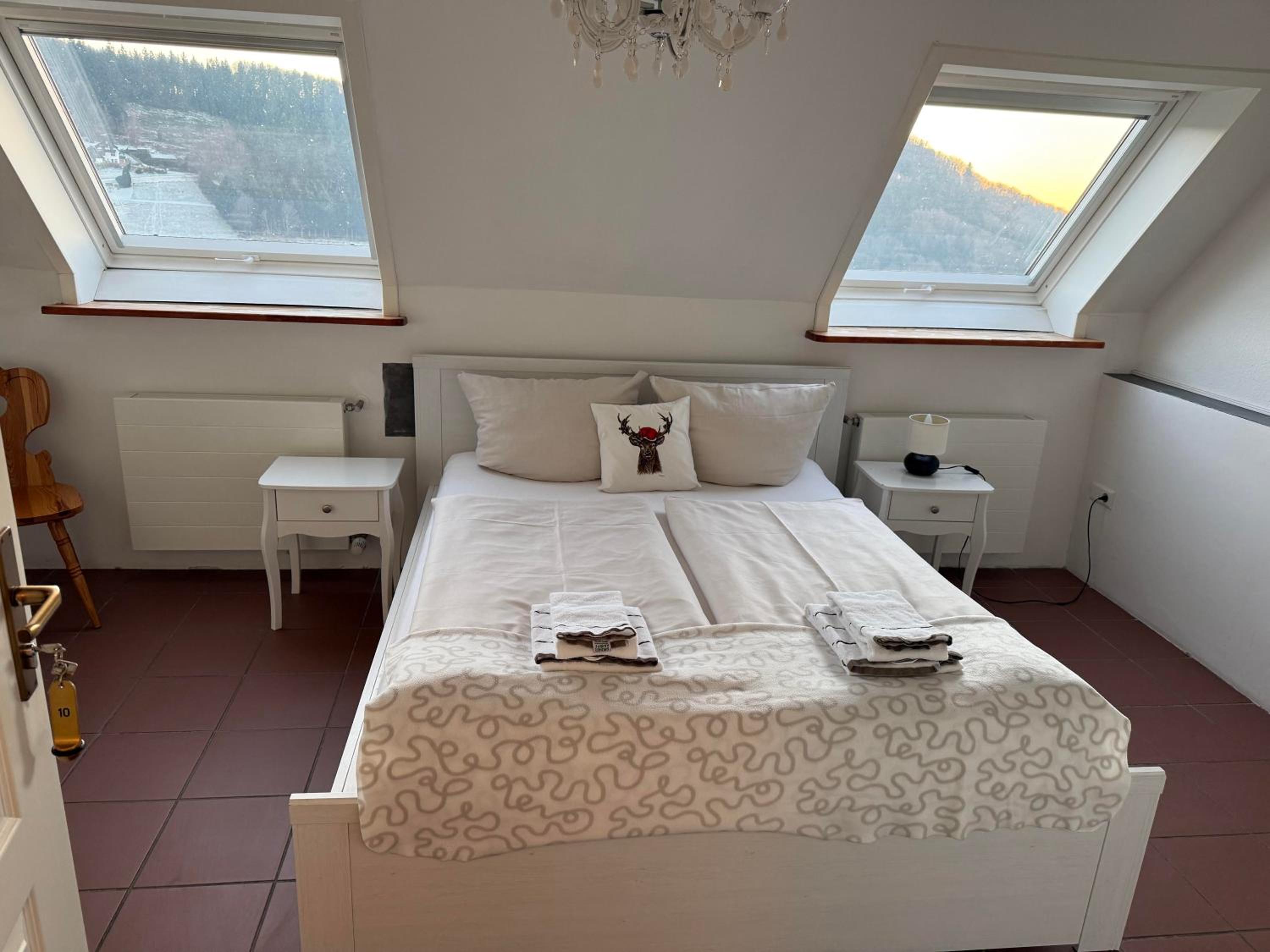 Double Room with Private External Bathroom photo 1