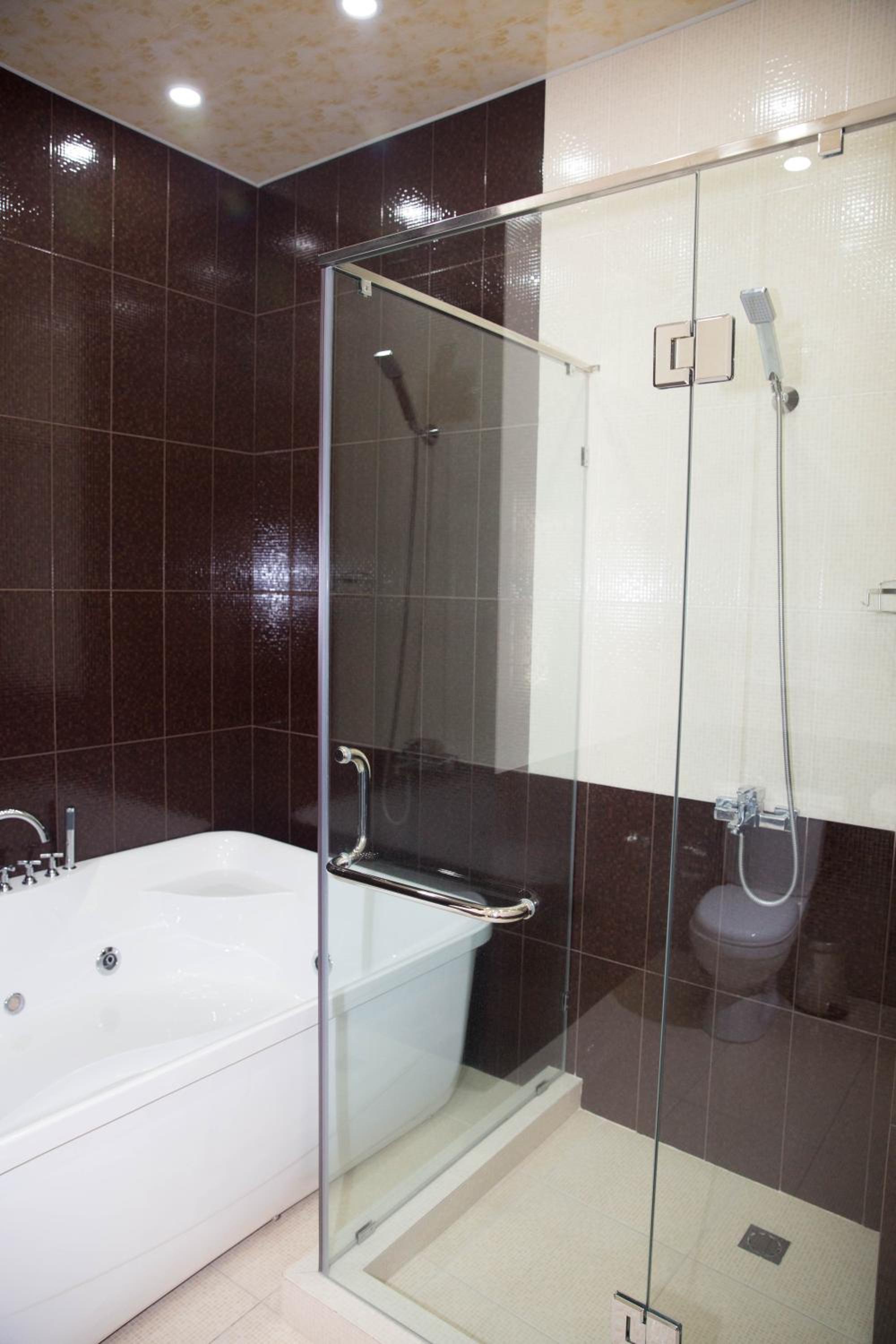 Suite With Spa Bath