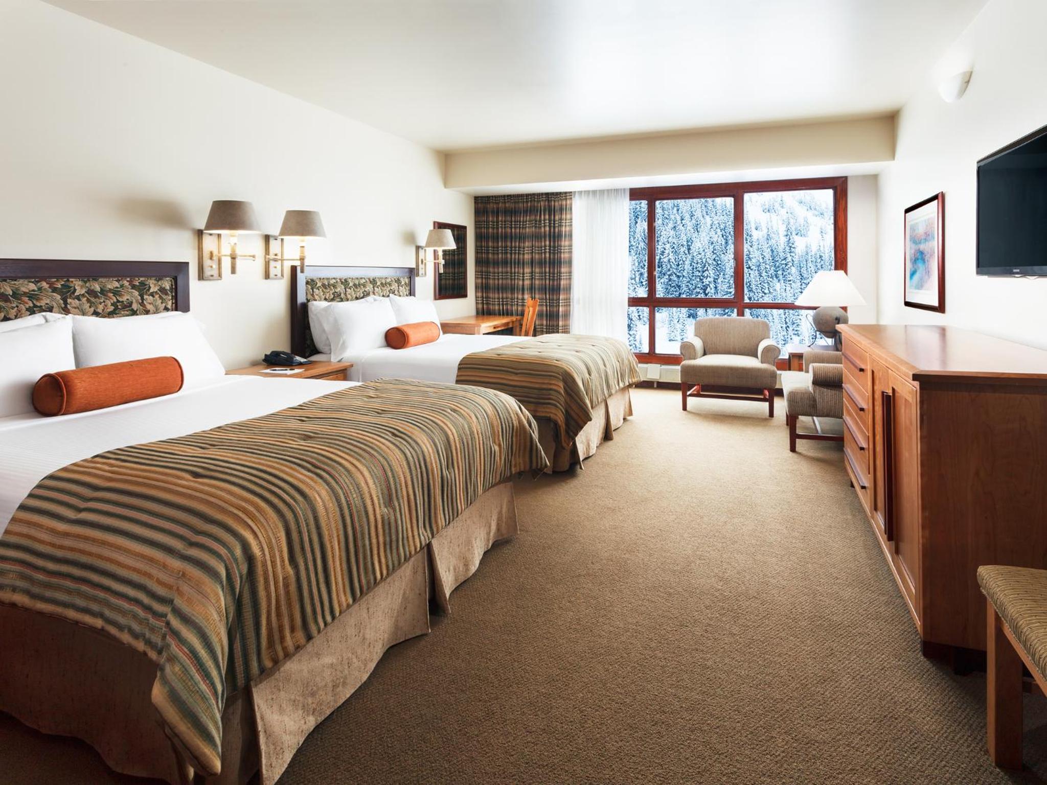 Superior Queen Room with Two Queen Beds photo 2
