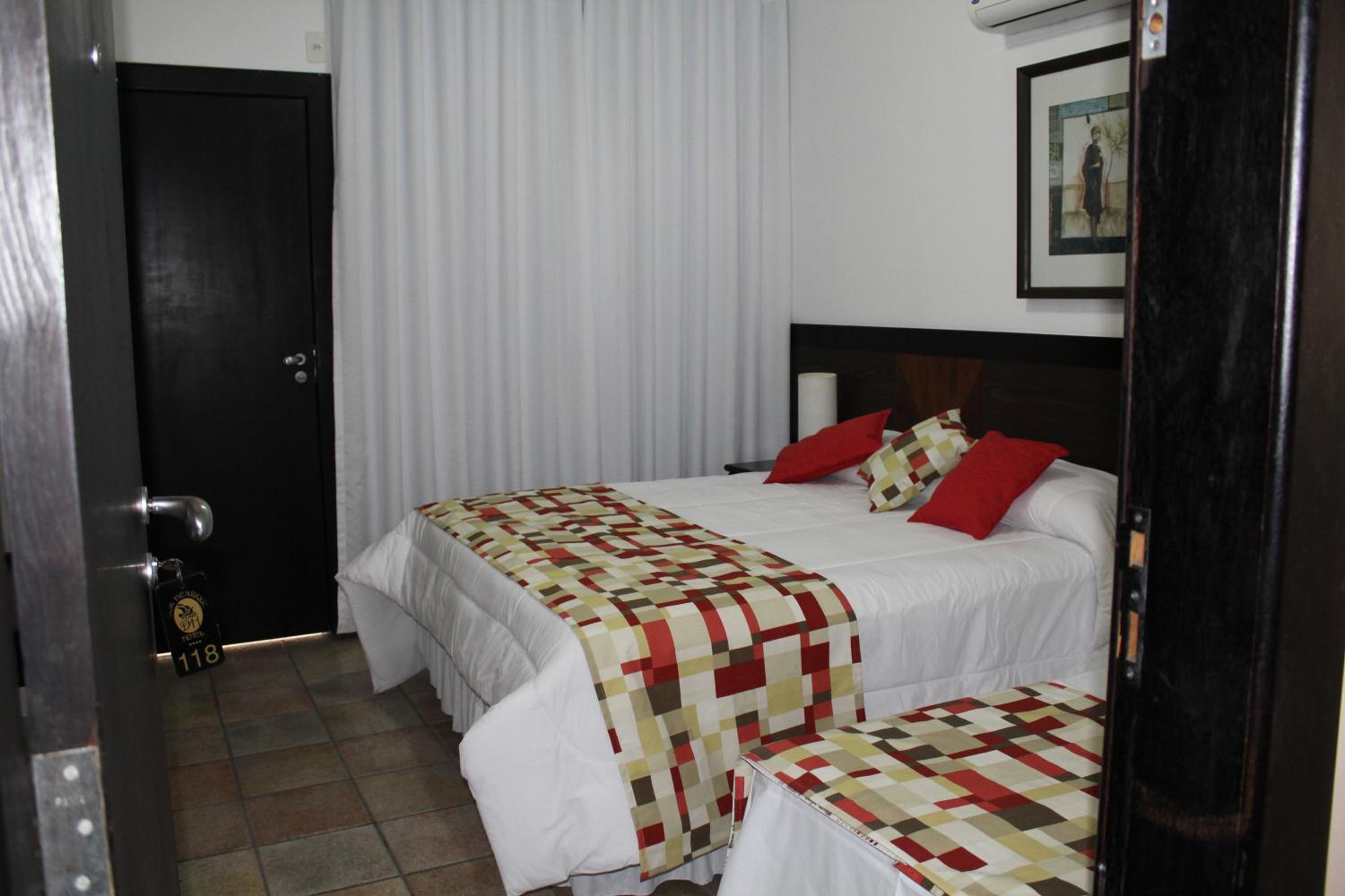 Deluxe Triple Room photo 2