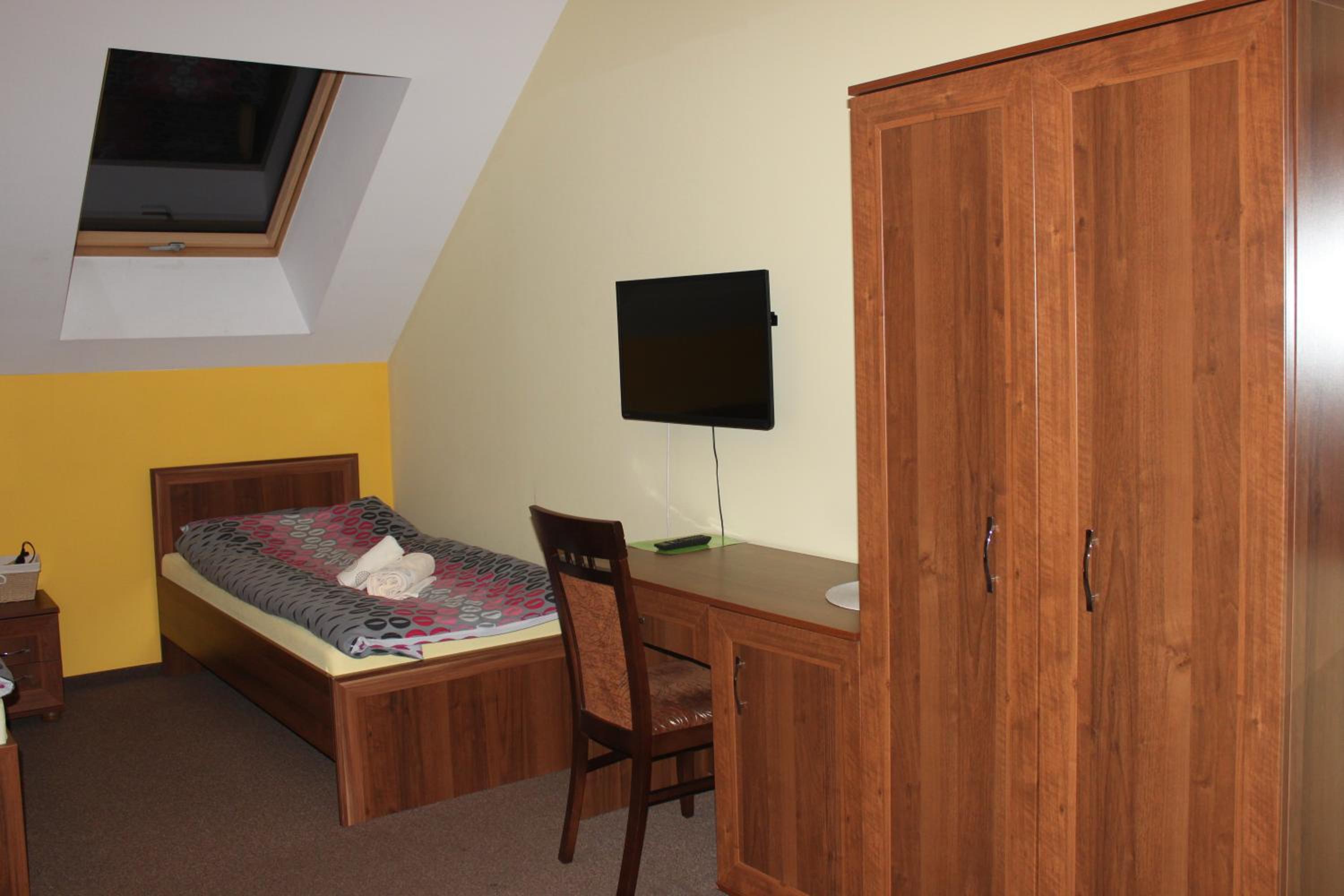 Large Double Room photo 1
