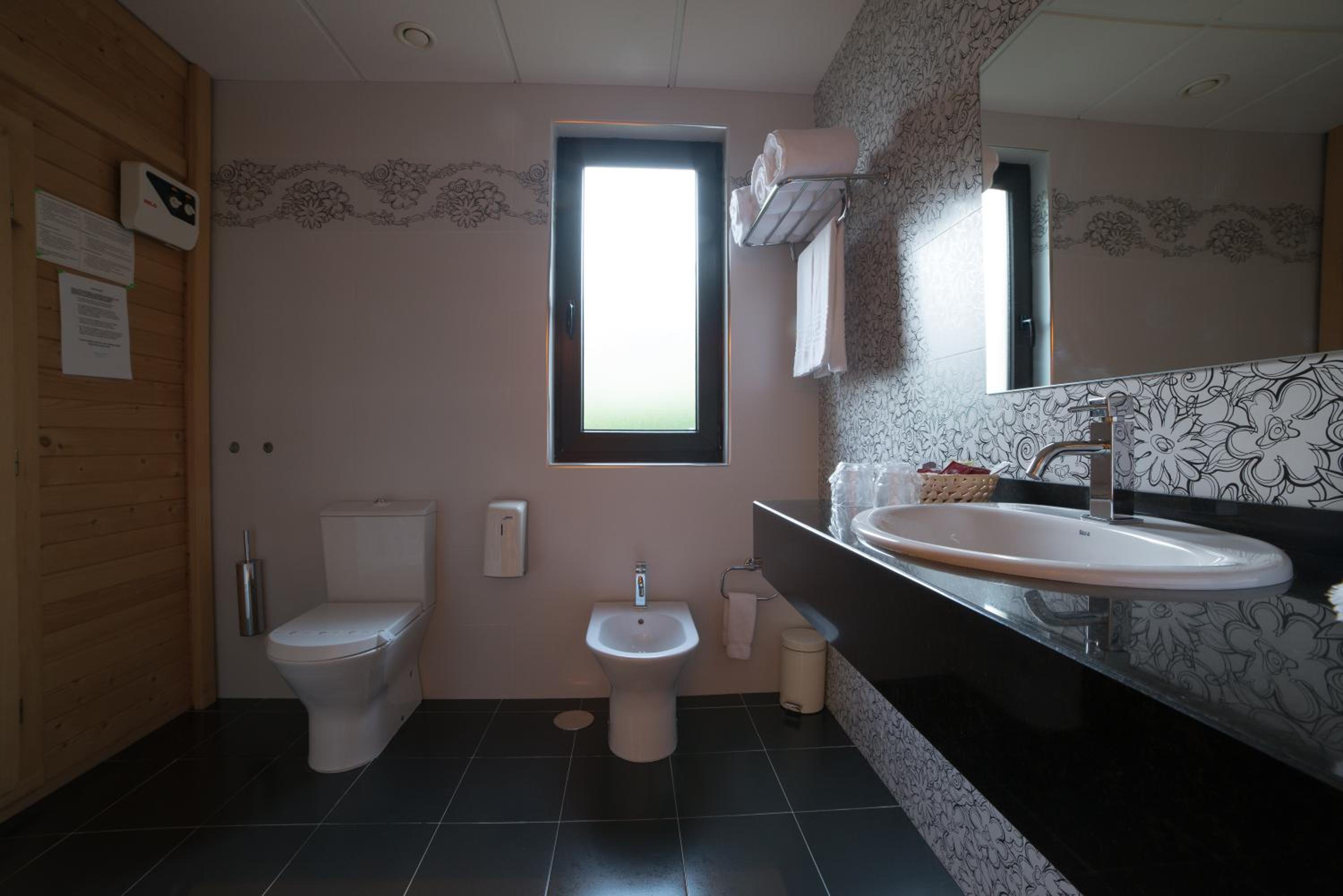 Suite with Sauna - Photo 4